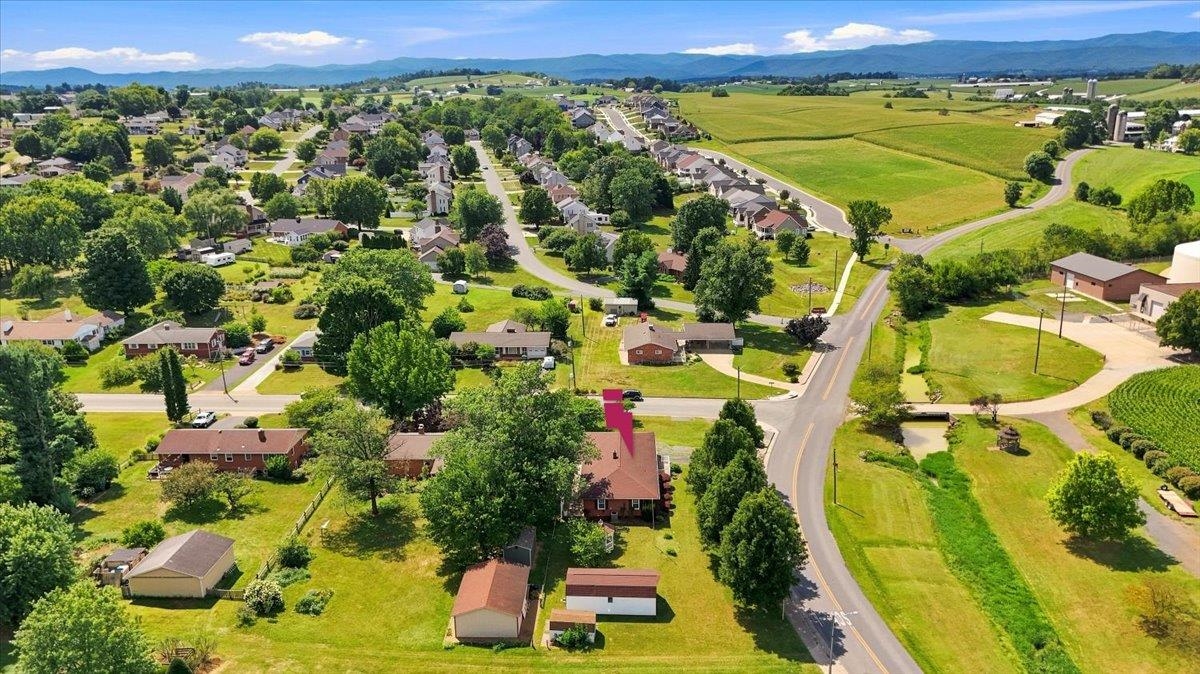 595 BOWMAN RD, DAYTON, Virginia 22821, 3 Bedrooms Bedrooms, ,1 BathroomBathrooms,Residential,595 BOWMAN RD,680473 MLS # 680473 595 BOWMAN RD, DAYTON, Virginia 22821, 3 Bedrooms Bedrooms, ,1 BathroomBathrooms,Residential,595 BOWMAN RD,680473 MLS # 680473