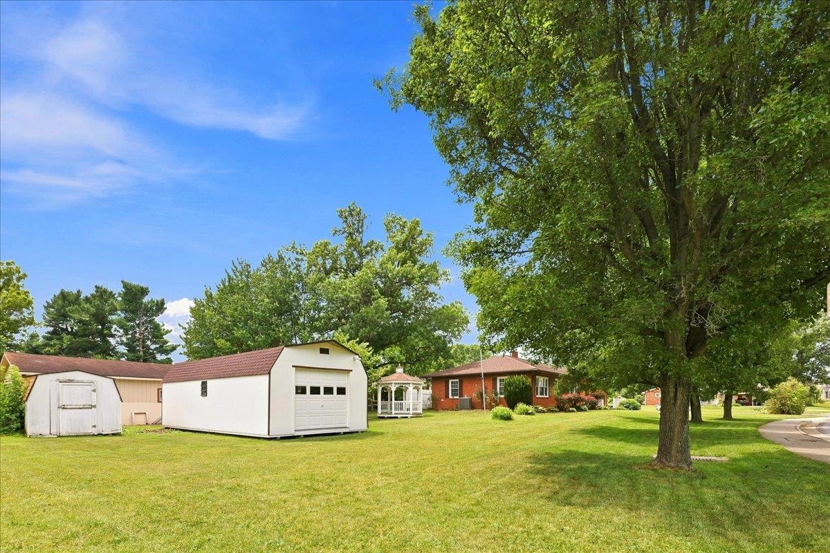 595 BOWMAN RD, DAYTON, Virginia 22821, 3 Bedrooms Bedrooms, ,1 BathroomBathrooms,Residential,595 BOWMAN RD,680473 MLS # 680473 595 BOWMAN RD, DAYTON, Virginia 22821, 3 Bedrooms Bedrooms, ,1 BathroomBathrooms,Residential,595 BOWMAN RD,680473 MLS # 680473
