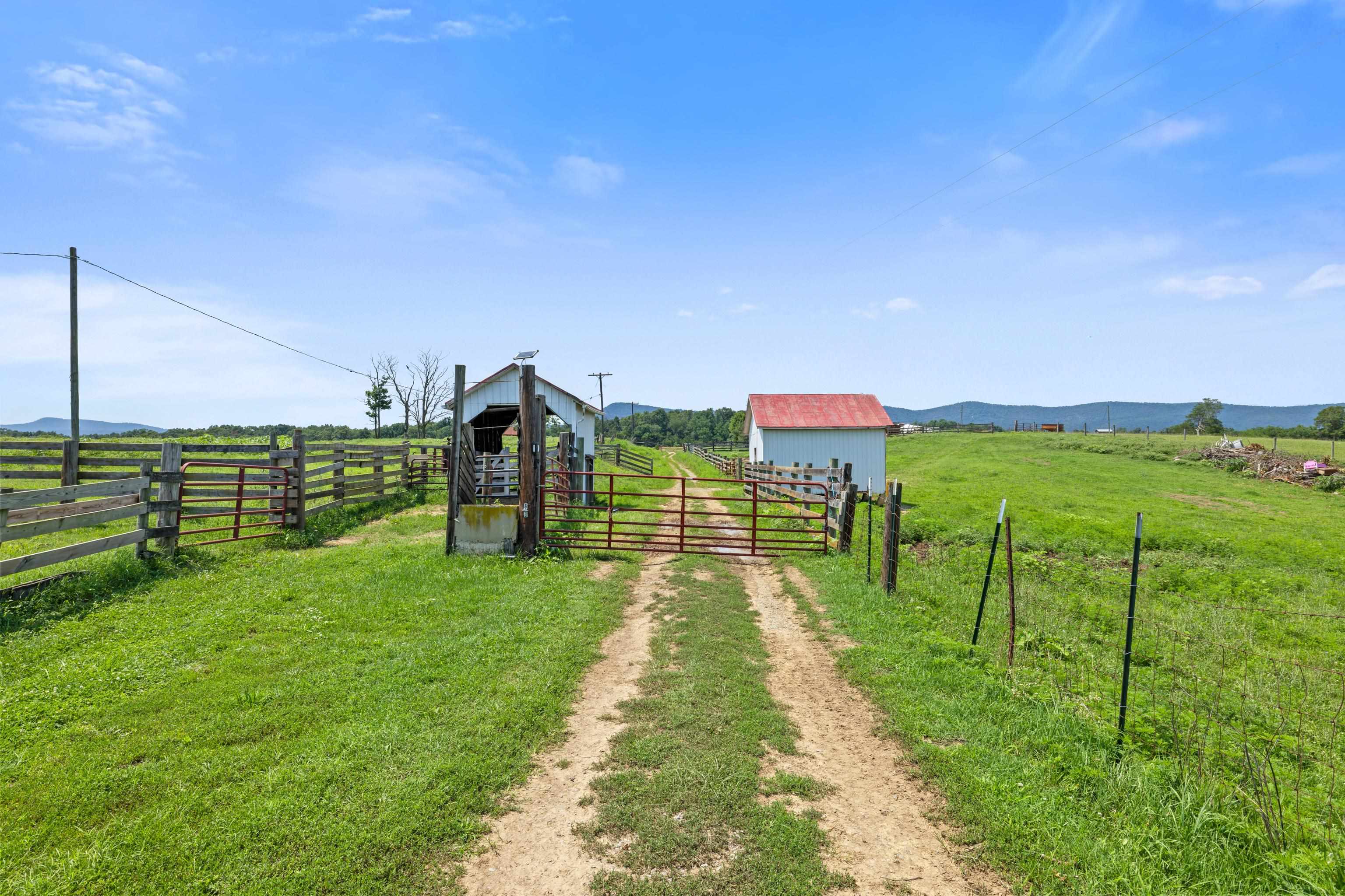 4381 US HWY 340, LURAY, Virginia 22835, 5 Bedrooms Bedrooms, ,2 BathroomsBathrooms,Residential,4381 US HWY 340,680475 MLS # 680475 4381 US HWY 340, LURAY, Virginia 22835, 5 Bedrooms Bedrooms, ,2 BathroomsBathrooms,Residential,4381 US HWY 340,680475 MLS # 680475