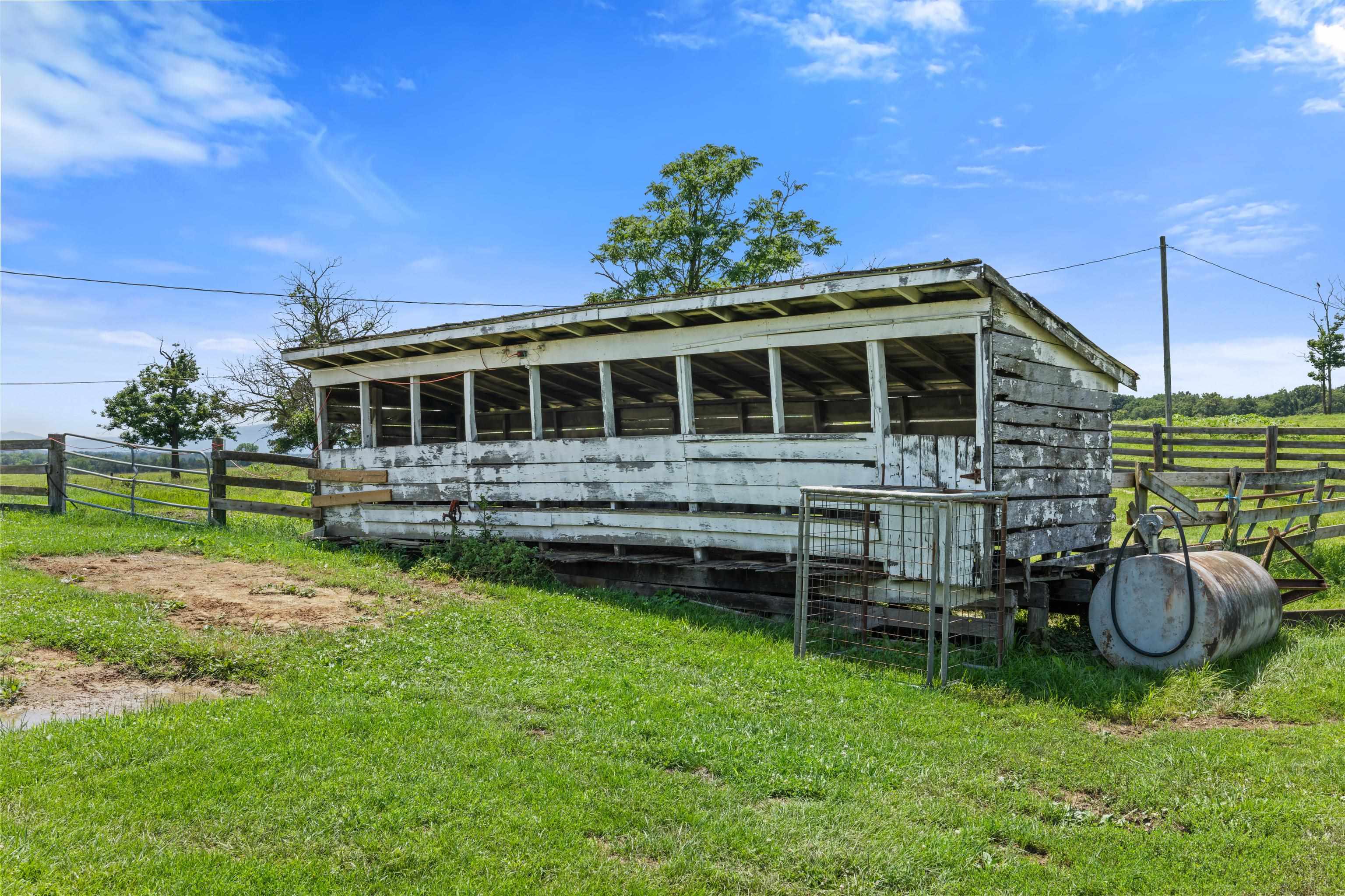 4381 US HWY 340, LURAY, Virginia 22835, 5 Bedrooms Bedrooms, ,2 BathroomsBathrooms,Residential,4381 US HWY 340,680475 MLS # 680475 4381 US HWY 340, LURAY, Virginia 22835, 5 Bedrooms Bedrooms, ,2 BathroomsBathrooms,Residential,4381 US HWY 340,680475 MLS # 680475
