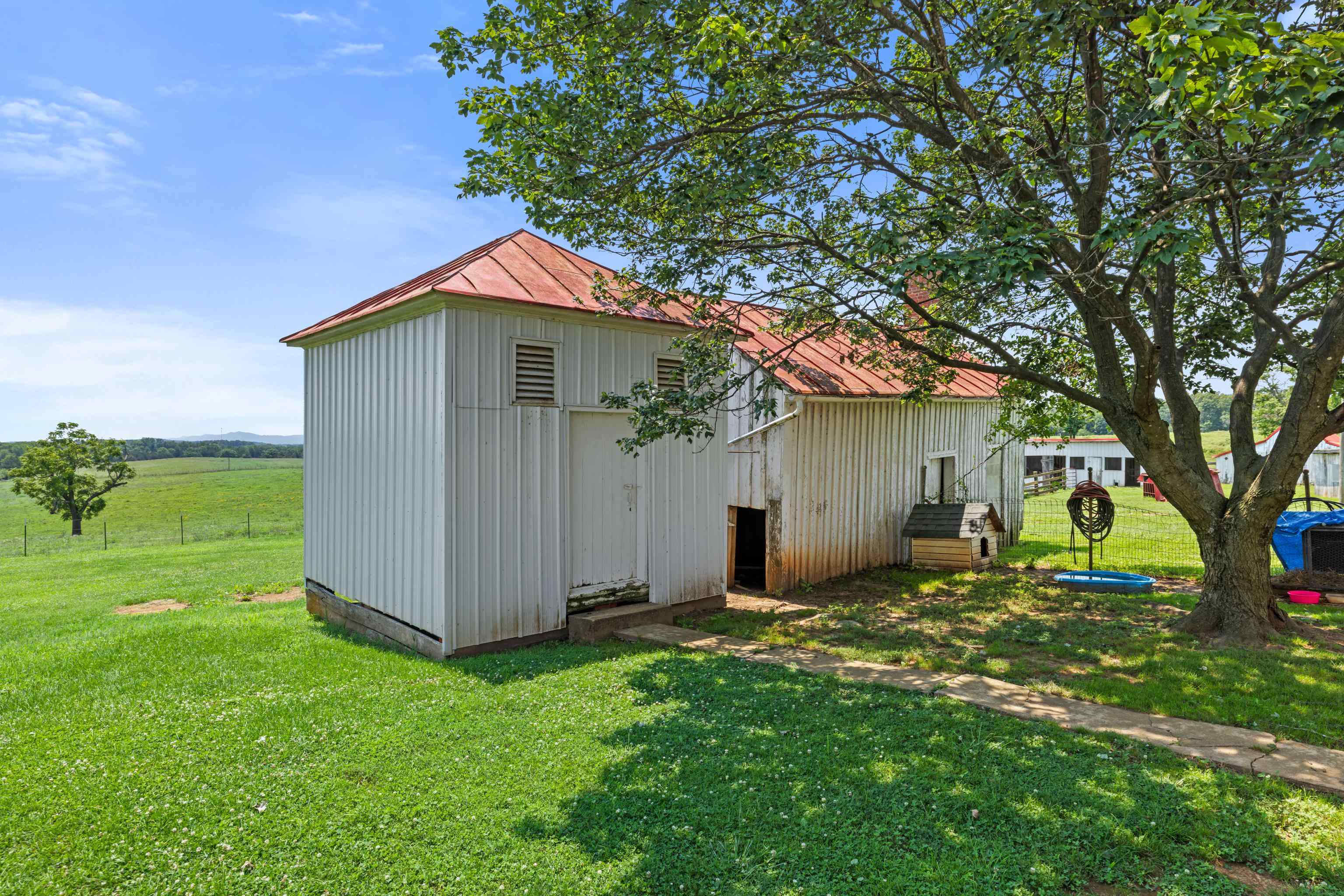 4381 US HWY 340, LURAY, Virginia 22835, 5 Bedrooms Bedrooms, ,2 BathroomsBathrooms,Residential,4381 US HWY 340,680475 MLS # 680475 4381 US HWY 340, LURAY, Virginia 22835, 5 Bedrooms Bedrooms, ,2 BathroomsBathrooms,Residential,4381 US HWY 340,680475 MLS # 680475