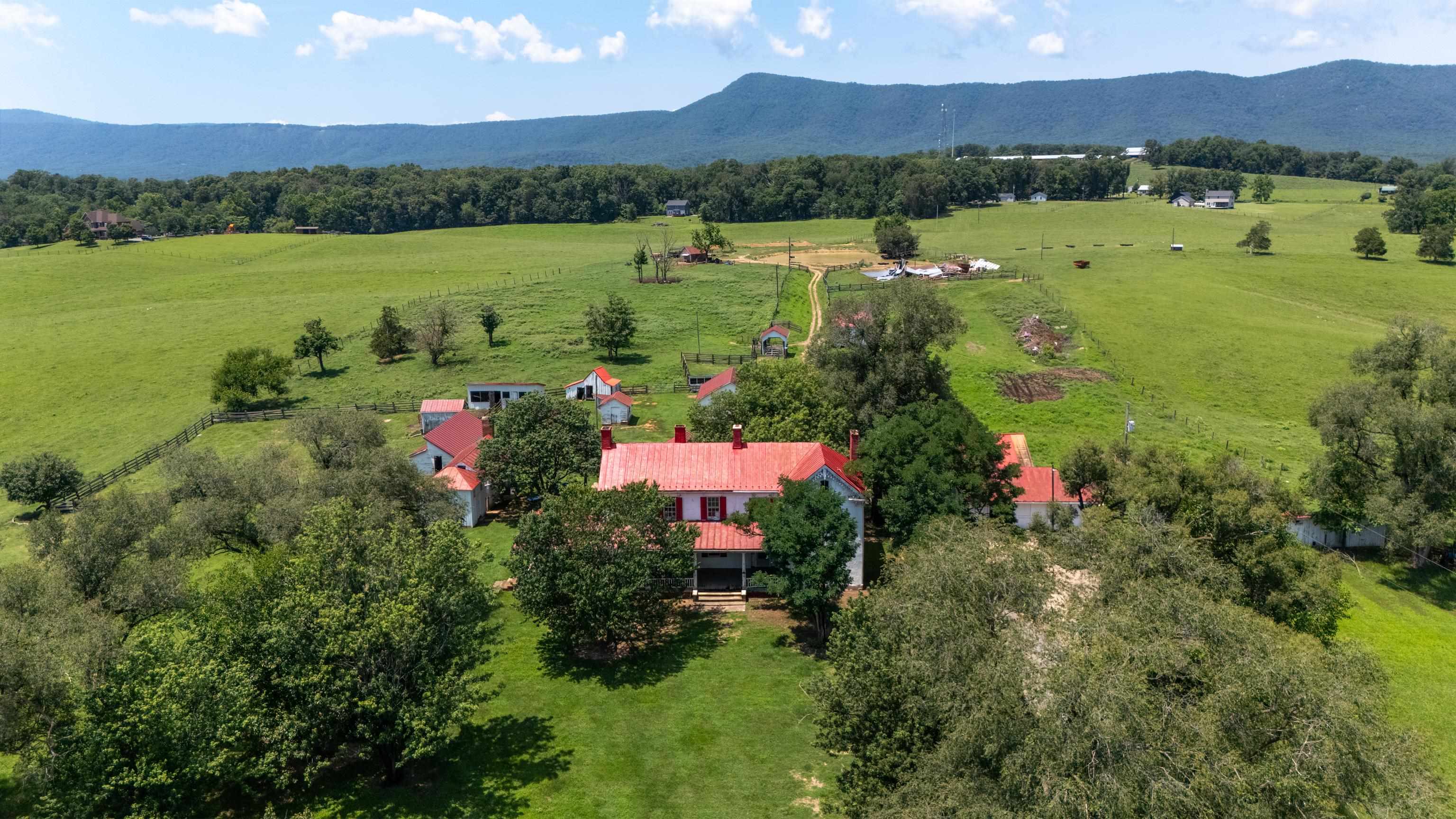 4381 US HWY 340, LURAY, Virginia 22835, 5 Bedrooms Bedrooms, ,2 BathroomsBathrooms,Residential,4381 US HWY 340,680475 MLS # 680475 4381 US HWY 340, LURAY, Virginia 22835, 5 Bedrooms Bedrooms, ,2 BathroomsBathrooms,Residential,4381 US HWY 340,680475 MLS # 680475