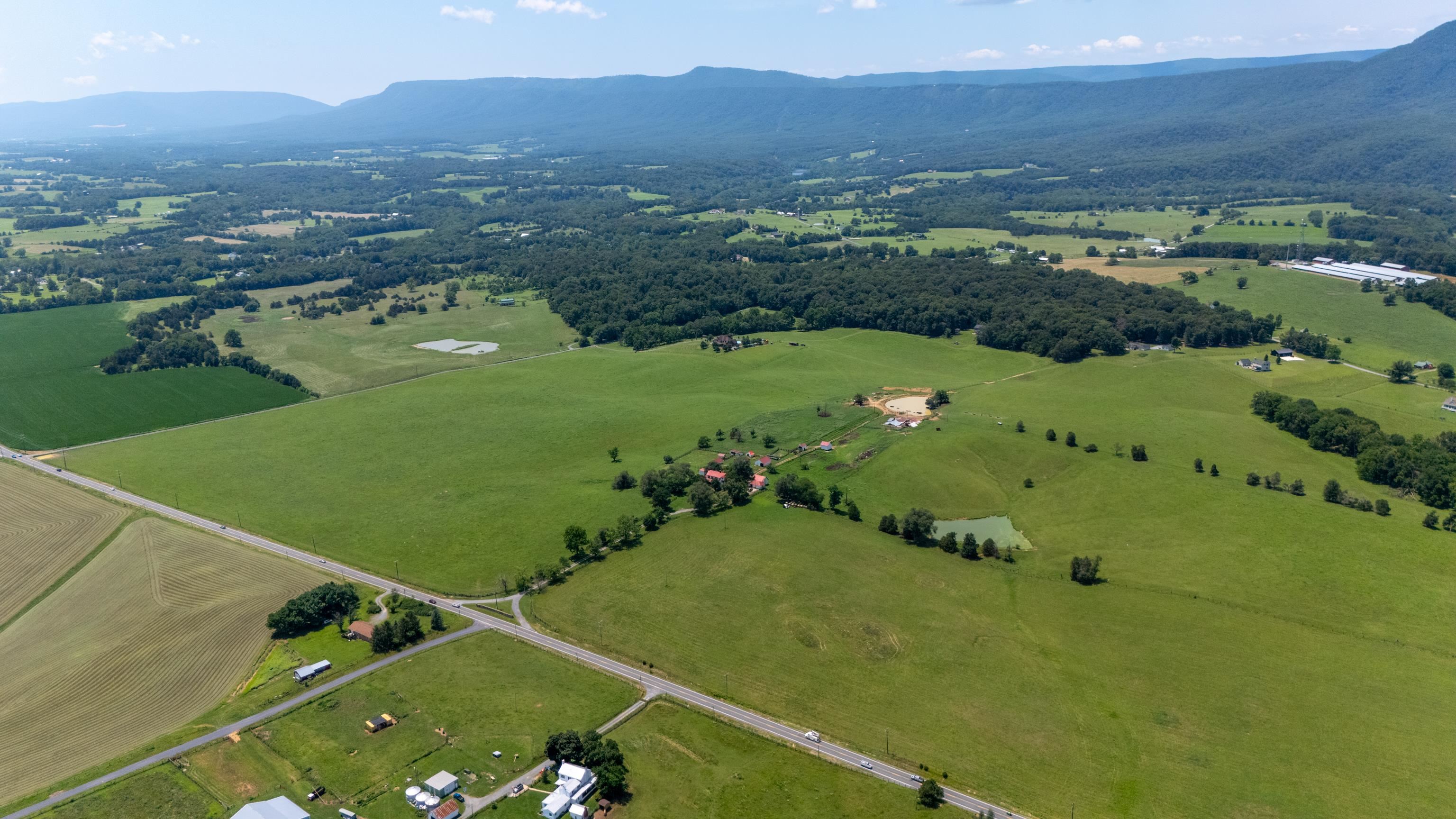 4381 US HWY 340, LURAY, Virginia 22835, 5 Bedrooms Bedrooms, ,2 BathroomsBathrooms,Residential,4381 US HWY 340,680475 MLS # 680475 4381 US HWY 340, LURAY, Virginia 22835, 5 Bedrooms Bedrooms, ,2 BathroomsBathrooms,Residential,4381 US HWY 340,680475 MLS # 680475