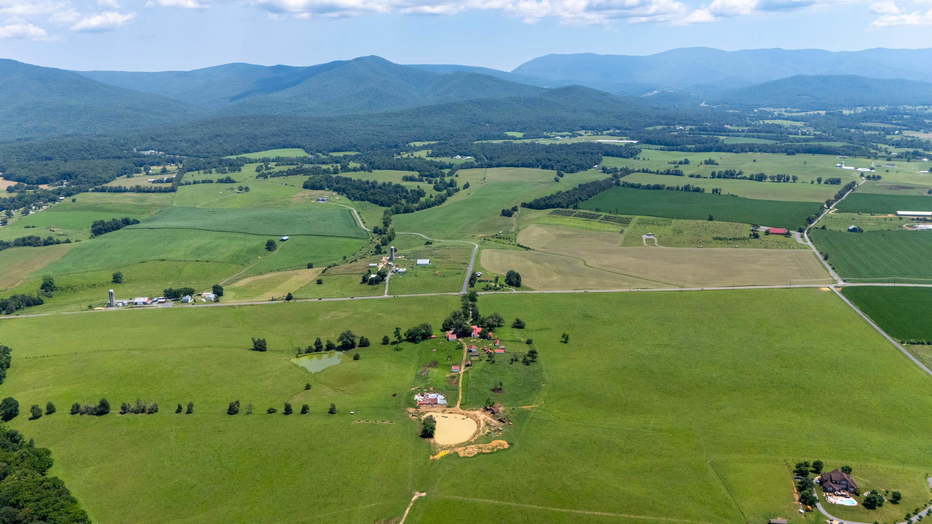 4381 US HWY 340, LURAY, Virginia 22835, 5 Bedrooms Bedrooms, ,2 BathroomsBathrooms,Residential,4381 US HWY 340,680475 MLS # 680475 4381 US HWY 340, LURAY, Virginia 22835, 5 Bedrooms Bedrooms, ,2 BathroomsBathrooms,Residential,4381 US HWY 340,680475 MLS # 680475