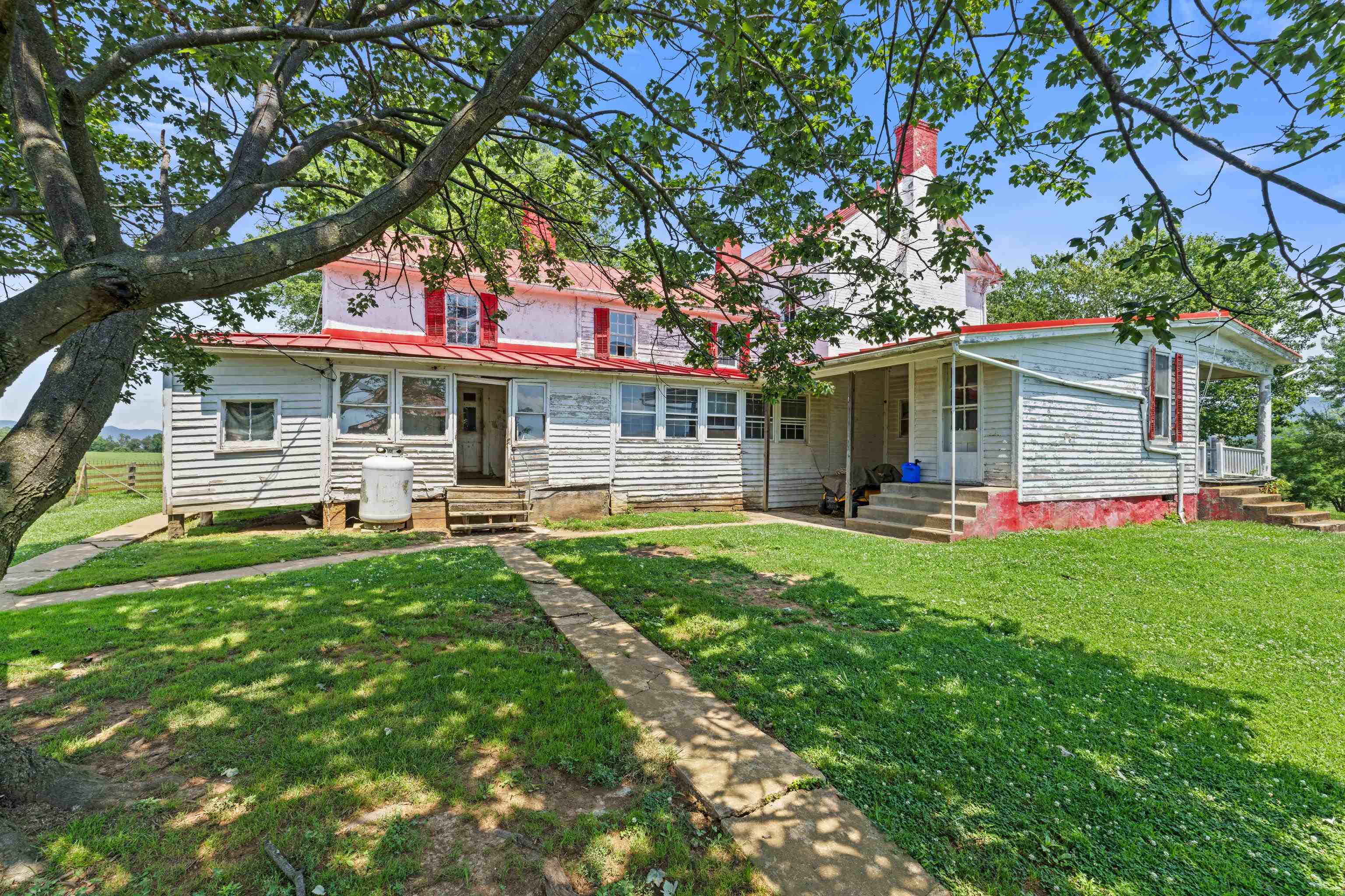 4381 US HWY 340, LURAY, Virginia 22835, 5 Bedrooms Bedrooms, ,2 BathroomsBathrooms,Residential,4381 US HWY 340,680475 MLS # 680475 4381 US HWY 340, LURAY, Virginia 22835, 5 Bedrooms Bedrooms, ,2 BathroomsBathrooms,Residential,4381 US HWY 340,680475 MLS # 680475