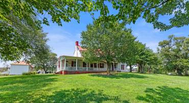4381 US HWY 340, LURAY, Virginia 22835, 5 Bedrooms Bedrooms, ,2 BathroomsBathrooms,Residential,4381 US HWY 340,680475 MLS # 680475