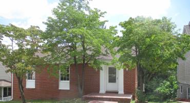 364 WALNUT AVE, WAYNESBORO, Virginia 22980, 2 Bedrooms Bedrooms, ,2 BathroomsBathrooms,Residential,Tree Street hidden GEM,364 WALNUT AVE,680477 MLS # 680477