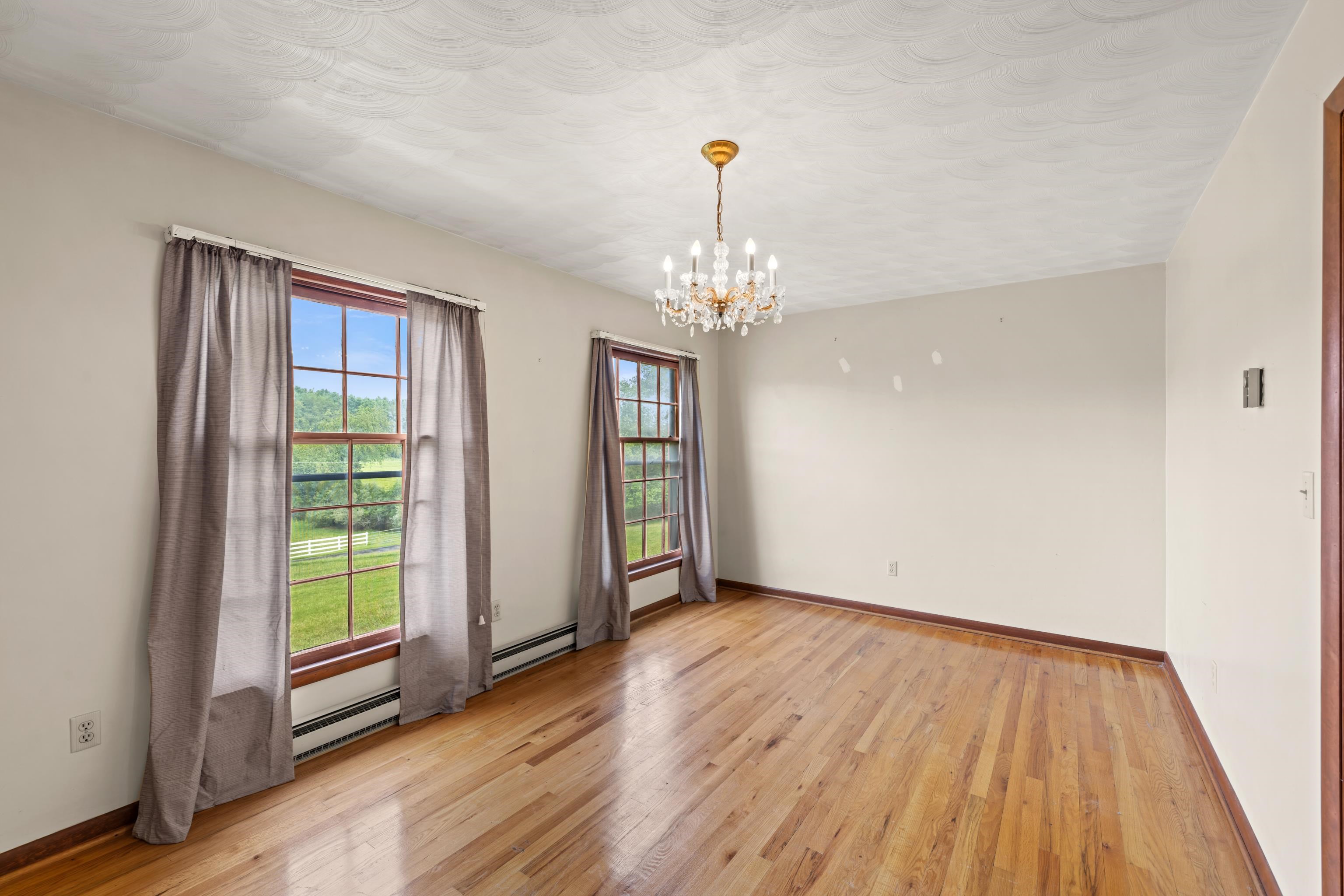 365 BERRY FARM RD, STAUNTON, Virginia 24401, 3 Bedrooms Bedrooms, ,1 BathroomBathrooms,Residential,365 BERRY FARM RD,680499 MLS # 680499 365 BERRY FARM RD, STAUNTON, Virginia 24401, 3 Bedrooms Bedrooms, ,1 BathroomBathrooms,Residential,365 BERRY FARM RD,680499 MLS # 680499