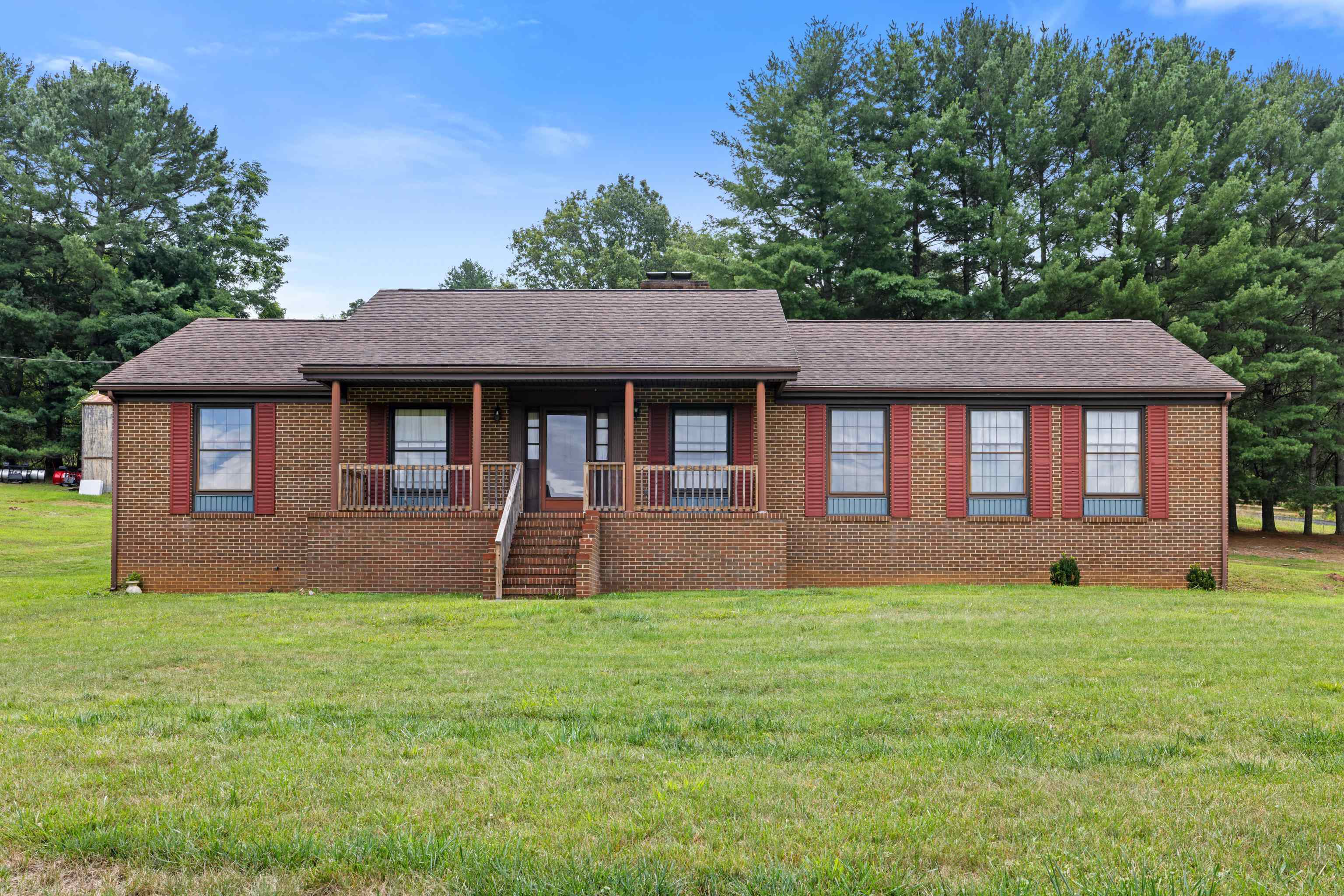 365 BERRY FARM RD, STAUNTON, Virginia 24401, 3 Bedrooms Bedrooms, ,1 BathroomBathrooms,Residential,365 BERRY FARM RD,680499 MLS # 680499 365 BERRY FARM RD, STAUNTON, Virginia 24401, 3 Bedrooms Bedrooms, ,1 BathroomBathrooms,Residential,365 BERRY FARM RD,680499 MLS # 680499