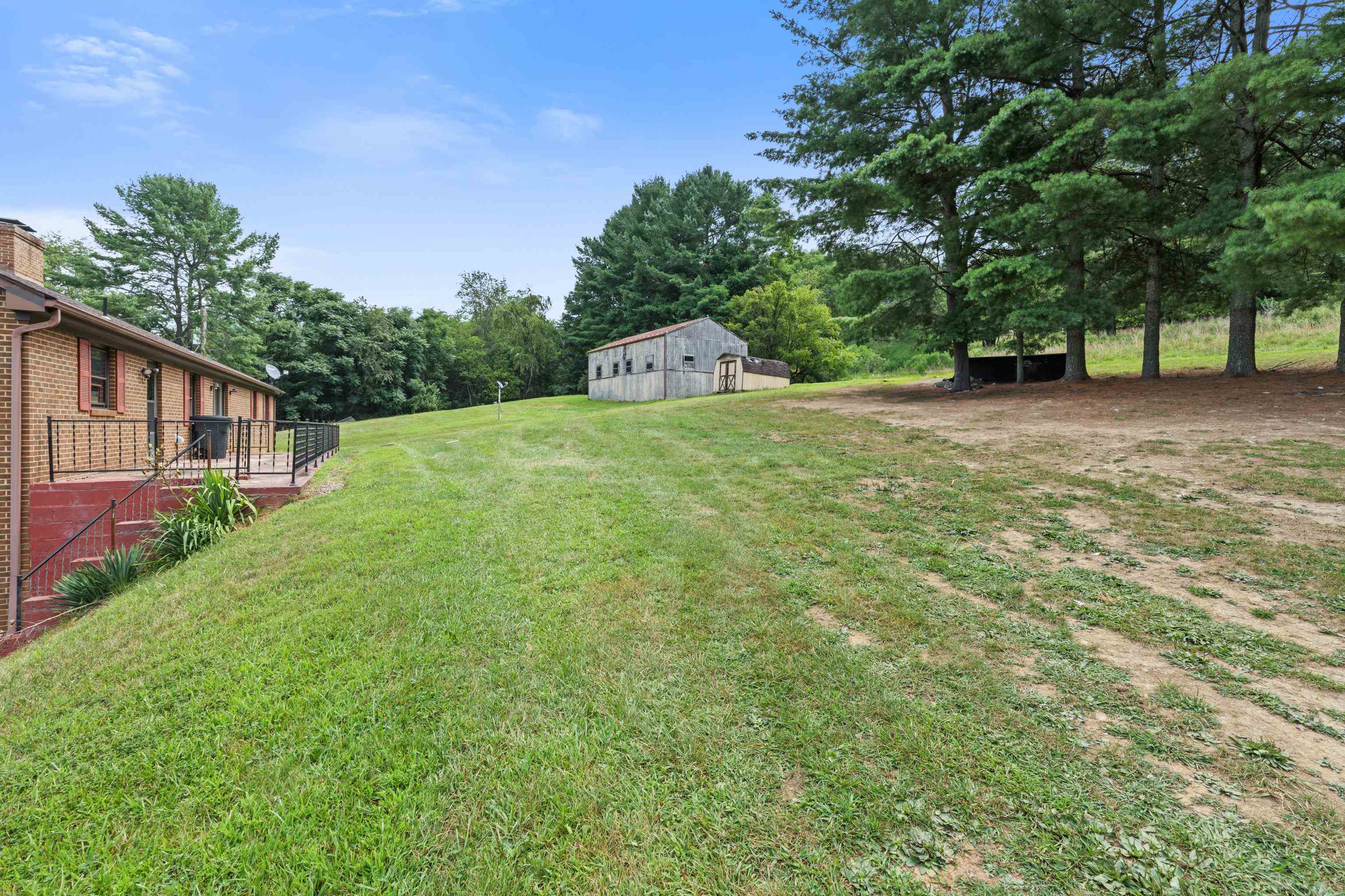 365 BERRY FARM RD, STAUNTON, Virginia 24401, 3 Bedrooms Bedrooms, ,1 BathroomBathrooms,Residential,365 BERRY FARM RD,680499 MLS # 680499 365 BERRY FARM RD, STAUNTON, Virginia 24401, 3 Bedrooms Bedrooms, ,1 BathroomBathrooms,Residential,365 BERRY FARM RD,680499 MLS # 680499