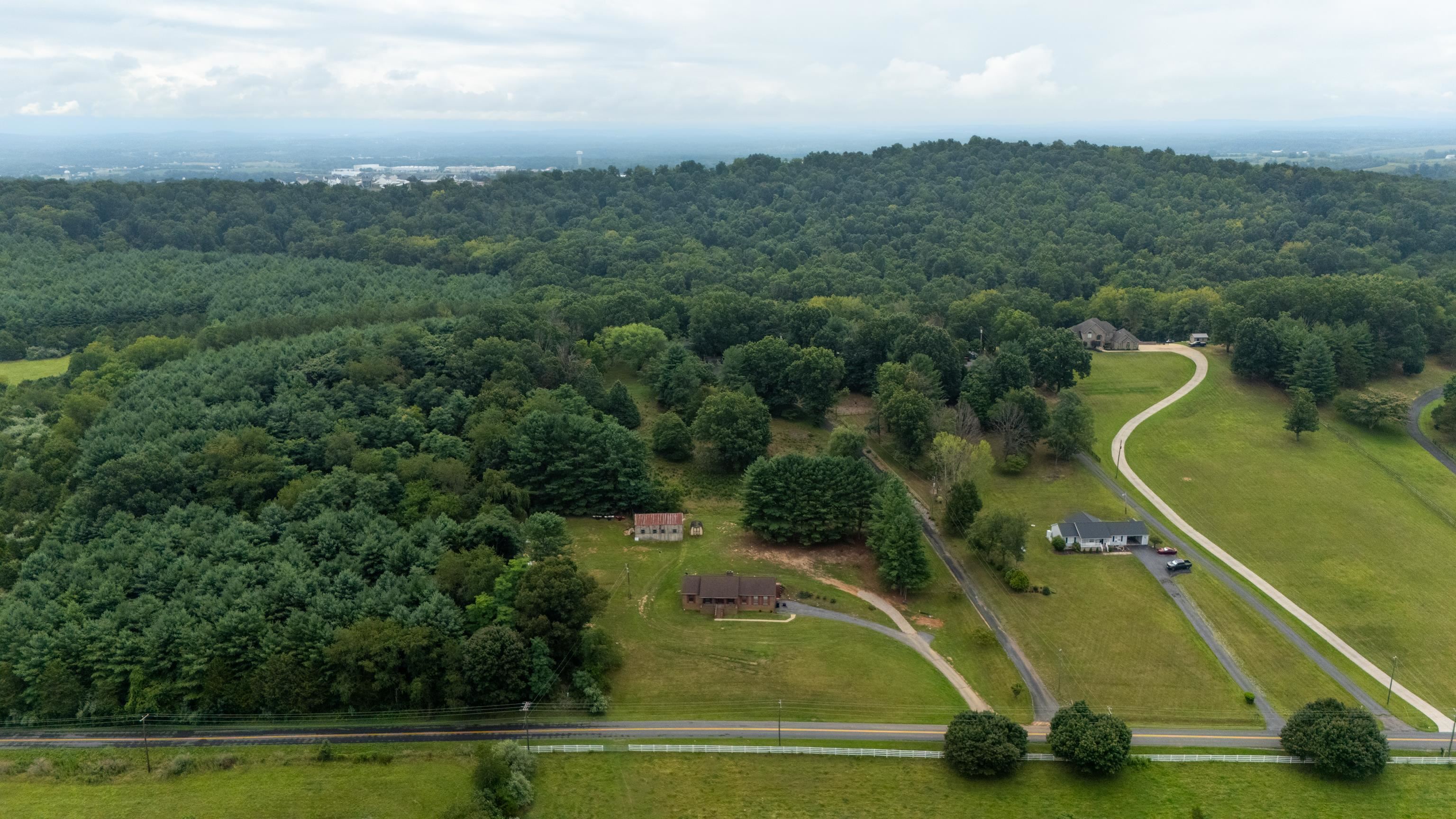 365 BERRY FARM RD, STAUNTON, Virginia 24401, 3 Bedrooms Bedrooms, ,1 BathroomBathrooms,Residential,365 BERRY FARM RD,680499 MLS # 680499 365 BERRY FARM RD, STAUNTON, Virginia 24401, 3 Bedrooms Bedrooms, ,1 BathroomBathrooms,Residential,365 BERRY FARM RD,680499 MLS # 680499