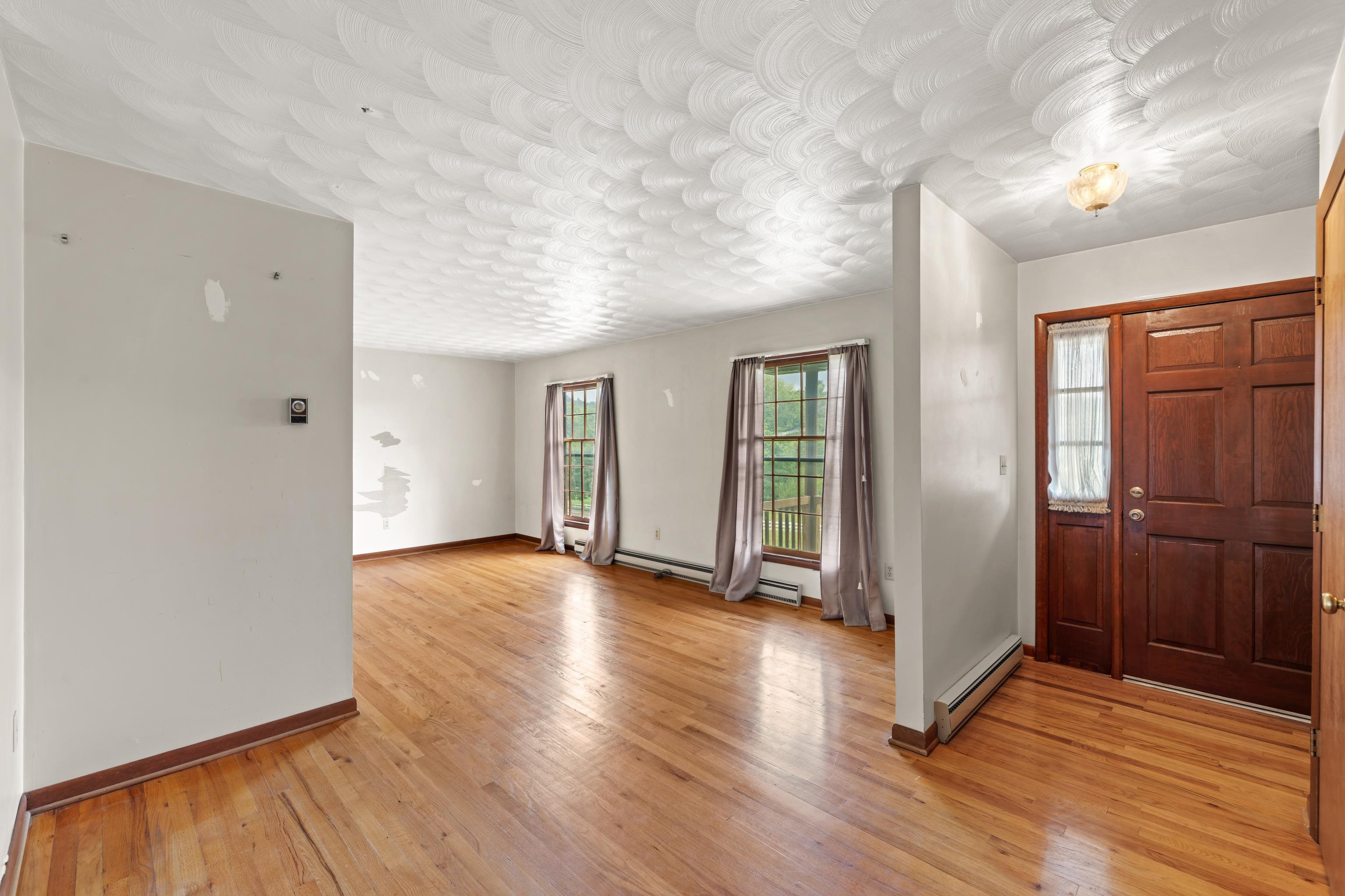 365 BERRY FARM RD, STAUNTON, Virginia 24401, 3 Bedrooms Bedrooms, ,1 BathroomBathrooms,Residential,365 BERRY FARM RD,680499 MLS # 680499 365 BERRY FARM RD, STAUNTON, Virginia 24401, 3 Bedrooms Bedrooms, ,1 BathroomBathrooms,Residential,365 BERRY FARM RD,680499 MLS # 680499