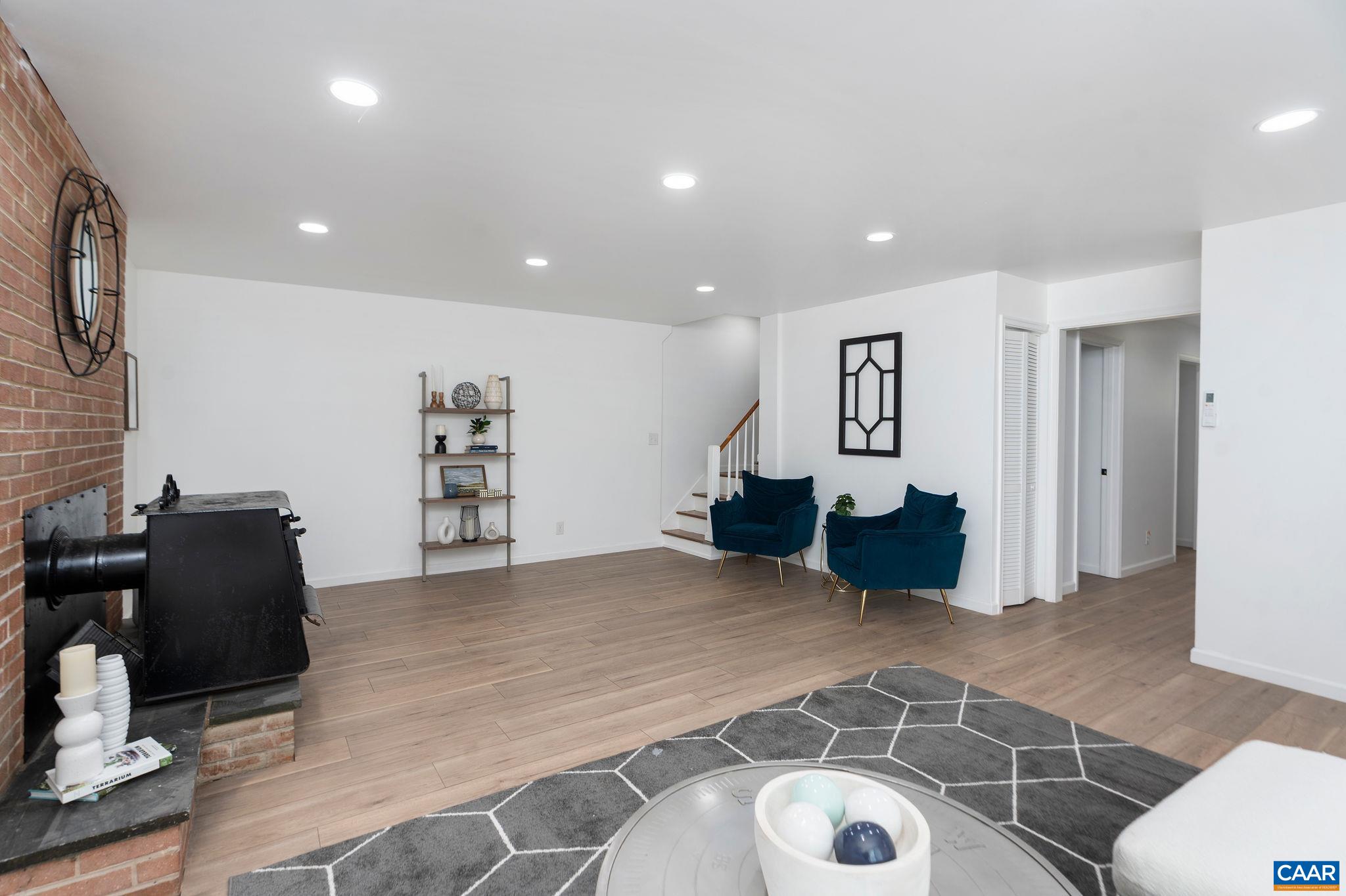 2208 BANBURY ST, CHARLOTTESVILLE, Virginia 22901, 4 Bedrooms Bedrooms, ,3 BathroomsBathrooms,Residential,2208 Banbury St, Charlottesville, VA 22901,2208 BANBURY ST,680501 MLS # 680501
