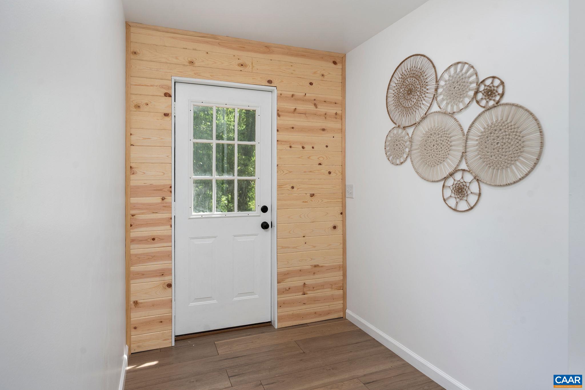 2208 BANBURY ST, CHARLOTTESVILLE, Virginia 22901, 4 Bedrooms Bedrooms, ,3 BathroomsBathrooms,Residential,2208 Banbury St, Charlottesville, VA 22901,2208 BANBURY ST,680501 MLS # 680501