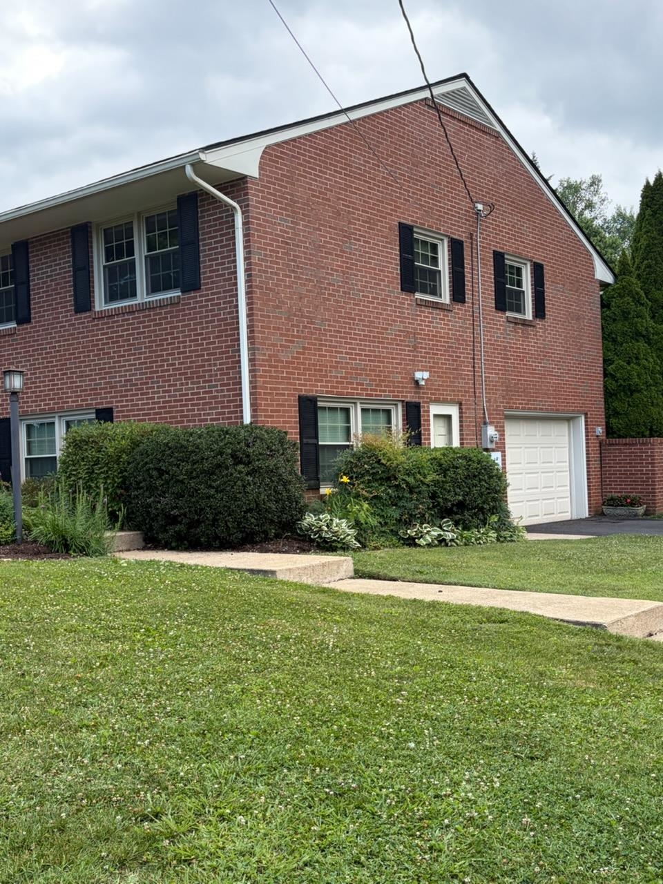 1411 SUNSET LN, WAYNESBORO, Virginia 22980, 4 Bedrooms Bedrooms, ,2 BathroomsBathrooms,Residential,1411 SUNSET LN,680504 MLS # 680504 1411 SUNSET LN, WAYNESBORO, Virginia 22980, 4 Bedrooms Bedrooms, ,2 BathroomsBathrooms,Residential,1411 SUNSET LN,680504 MLS # 680504