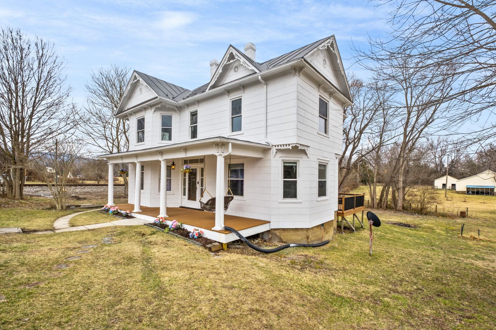 1681 NEW HOPE AND CRIMORA RD, CRIMORA, Virginia 24431, 4 Bedrooms Bedrooms, ,2 BathroomsBathrooms,Residential,1681 NEW HOPE AND CRIMORA RD,673984 MLS # 673984 1681 NEW HOPE AND CRIMORA RD, CRIMORA, Virginia 24431, 4 Bedrooms Bedrooms, ,2 BathroomsBathrooms,Residential,1681 NEW HOPE AND CRIMORA RD,673984 MLS # 673984