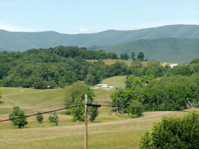 1604 PARKERSBURG TPKE, SWOOPE, Virginia 24479, 2 Bedrooms Bedrooms, ,1 BathroomBathrooms,Residential,1604 PARKERSBURG TPKE,679057 MLS # 679057