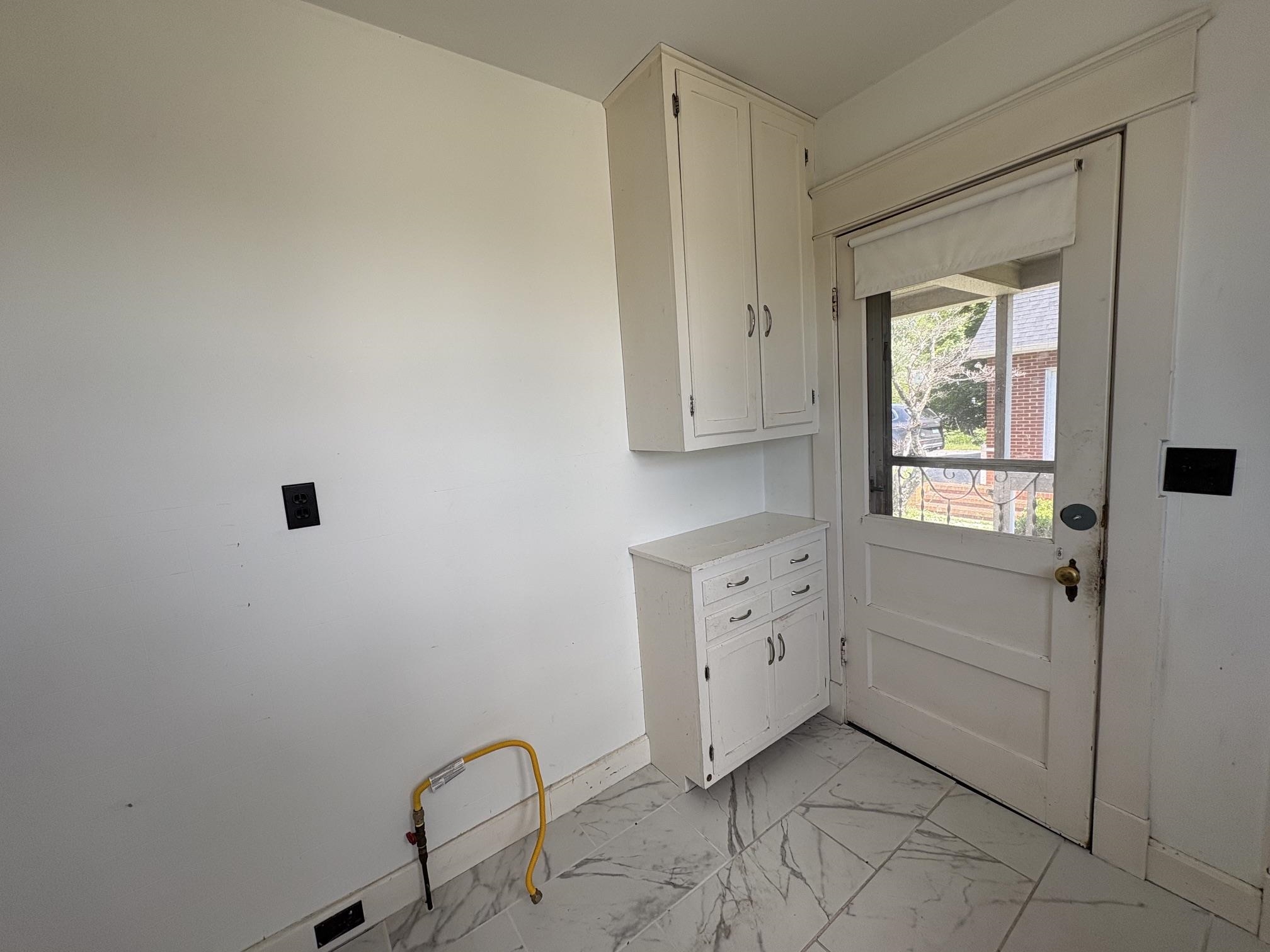 1604 PARKERSBURG TPKE, SWOOPE, Virginia 24479, 2 Bedrooms Bedrooms, ,1 BathroomBathrooms,Residential,1604 PARKERSBURG TPKE,679057 MLS # 679057
