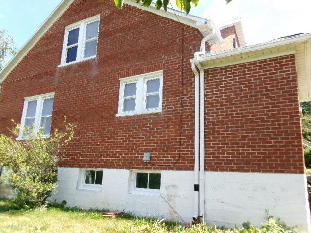 1604 PARKERSBURG TPKE, SWOOPE, Virginia 24479, 2 Bedrooms Bedrooms, ,1 BathroomBathrooms,Residential,1604 PARKERSBURG TPKE,679057 MLS # 679057