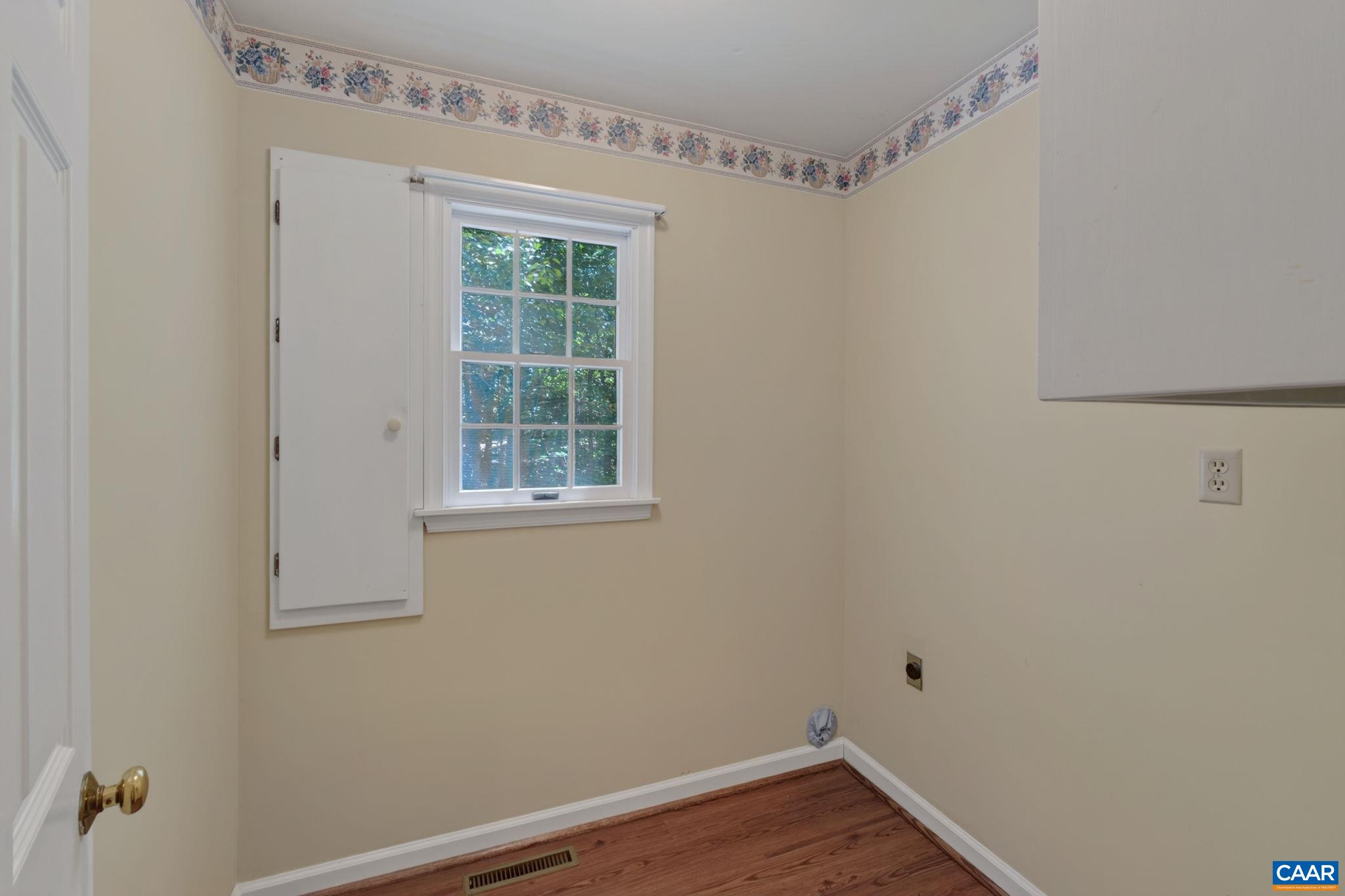305 GRASSMERE RD, CHARLOTTESVILLE, Virginia 22903, 3 Bedrooms Bedrooms, ,2 BathroomsBathrooms,Residential,305 GRASSMERE RD,680415 MLS # 680415 305 GRASSMERE RD, CHARLOTTESVILLE, Virginia 22903, 3 Bedrooms Bedrooms, ,2 BathroomsBathrooms,Residential,305 GRASSMERE RD,680415 MLS # 680415