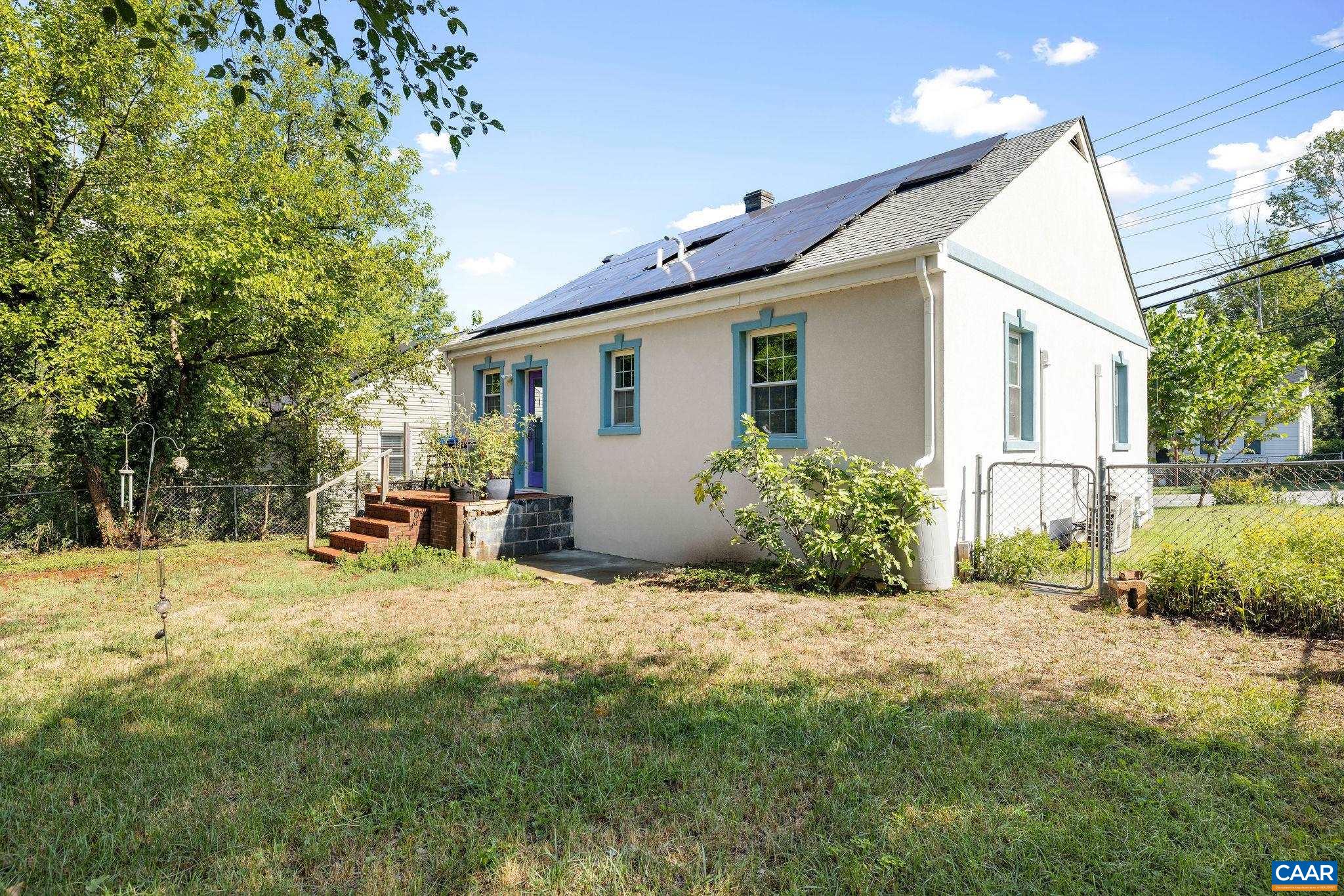 406 ELLIOTT AVE, CHARLOTTESVILLE, Virginia 22902, 2 Bedrooms Bedrooms, ,1 BathroomBathrooms,Residential,406 ELLIOTT AVE,680464 MLS # 680464 406 ELLIOTT AVE, CHARLOTTESVILLE, Virginia 22902, 2 Bedrooms Bedrooms, ,1 BathroomBathrooms,Residential,406 ELLIOTT AVE,680464 MLS # 680464