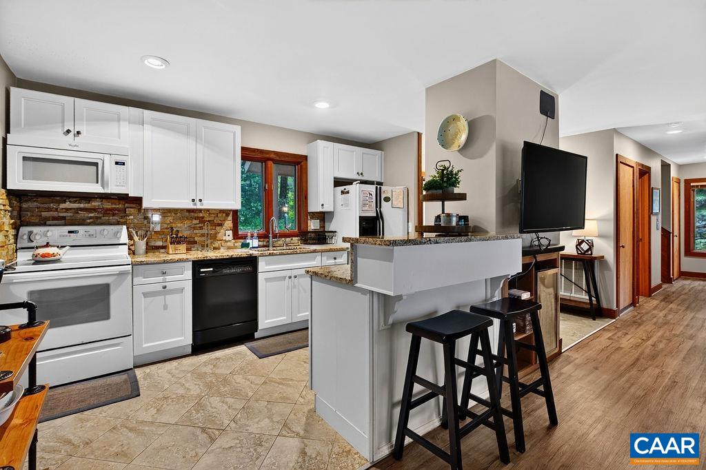 426 LAUREL SPRINGS DR, WINTERGREEN RESORT, Virginia 22967, 3 Bedrooms Bedrooms, ,2 BathroomsBathrooms,Residential,426 LAUREL SPRINGS DR,680506 MLS # 680506 426 LAUREL SPRINGS DR, WINTERGREEN RESORT, Virginia 22967, 3 Bedrooms Bedrooms, ,2 BathroomsBathrooms,Residential,426 LAUREL SPRINGS DR,680506 MLS # 680506