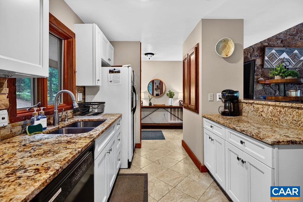 426 LAUREL SPRINGS DR, WINTERGREEN RESORT, Virginia 22967, 3 Bedrooms Bedrooms, ,2 BathroomsBathrooms,Residential,426 LAUREL SPRINGS DR,680506 MLS # 680506 426 LAUREL SPRINGS DR, WINTERGREEN RESORT, Virginia 22967, 3 Bedrooms Bedrooms, ,2 BathroomsBathrooms,Residential,426 LAUREL SPRINGS DR,680506 MLS # 680506