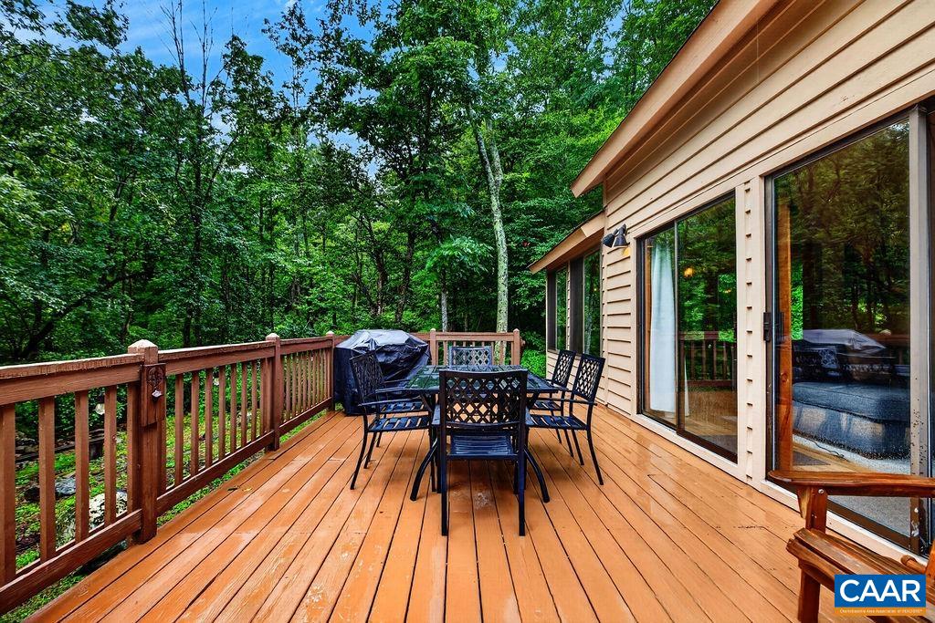 426 LAUREL SPRINGS DR, WINTERGREEN RESORT, Virginia 22967, 3 Bedrooms Bedrooms, ,2 BathroomsBathrooms,Residential,426 LAUREL SPRINGS DR,680506 MLS # 680506 426 LAUREL SPRINGS DR, WINTERGREEN RESORT, Virginia 22967, 3 Bedrooms Bedrooms, ,2 BathroomsBathrooms,Residential,426 LAUREL SPRINGS DR,680506 MLS # 680506