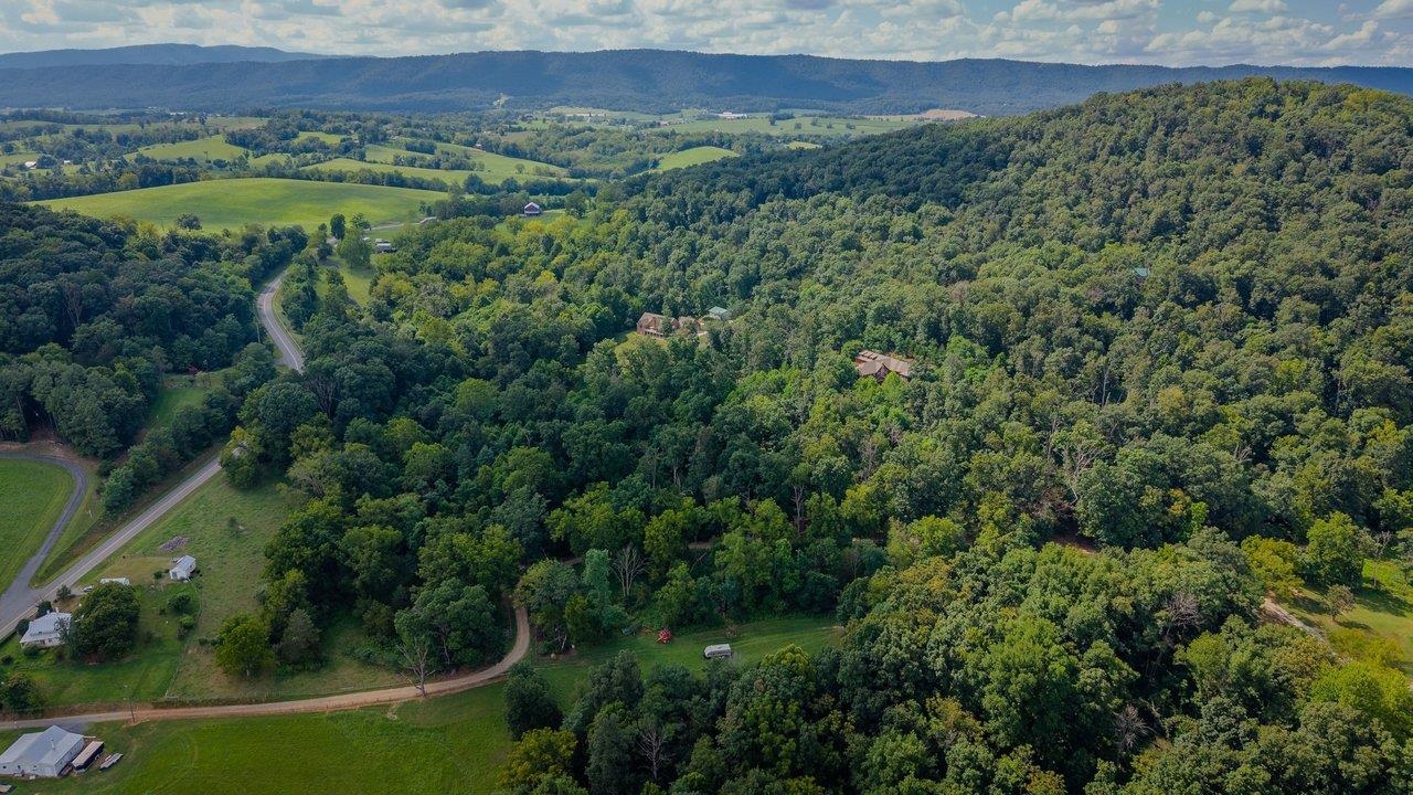 8313 ROCK HILL LN, LINVILLE, Virginia 22834, 6 Bedrooms Bedrooms, ,4 BathroomsBathrooms,Residential,Paradise of Green Hill,8313 ROCK HILL LN,680507 MLS # 680507 8313 ROCK HILL LN, LINVILLE, Virginia 22834, 6 Bedrooms Bedrooms, ,4 BathroomsBathrooms,Residential,Paradise of Green Hill,8313 ROCK HILL LN,680507 MLS # 680507
