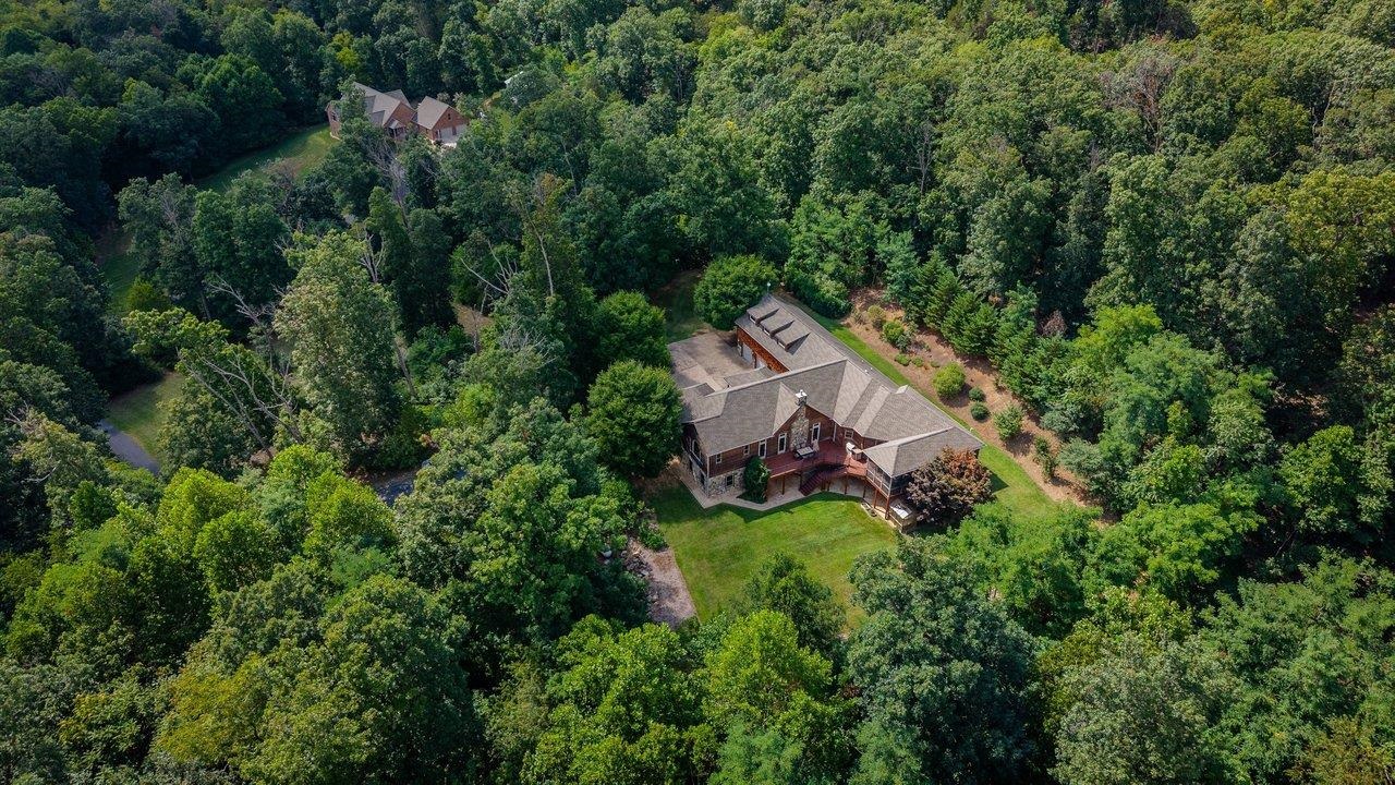 8313 ROCK HILL LN, LINVILLE, Virginia 22834, 6 Bedrooms Bedrooms, ,4 BathroomsBathrooms,Residential,Paradise of Green Hill,8313 ROCK HILL LN,680507 MLS # 680507 8313 ROCK HILL LN, LINVILLE, Virginia 22834, 6 Bedrooms Bedrooms, ,4 BathroomsBathrooms,Residential,Paradise of Green Hill,8313 ROCK HILL LN,680507 MLS # 680507