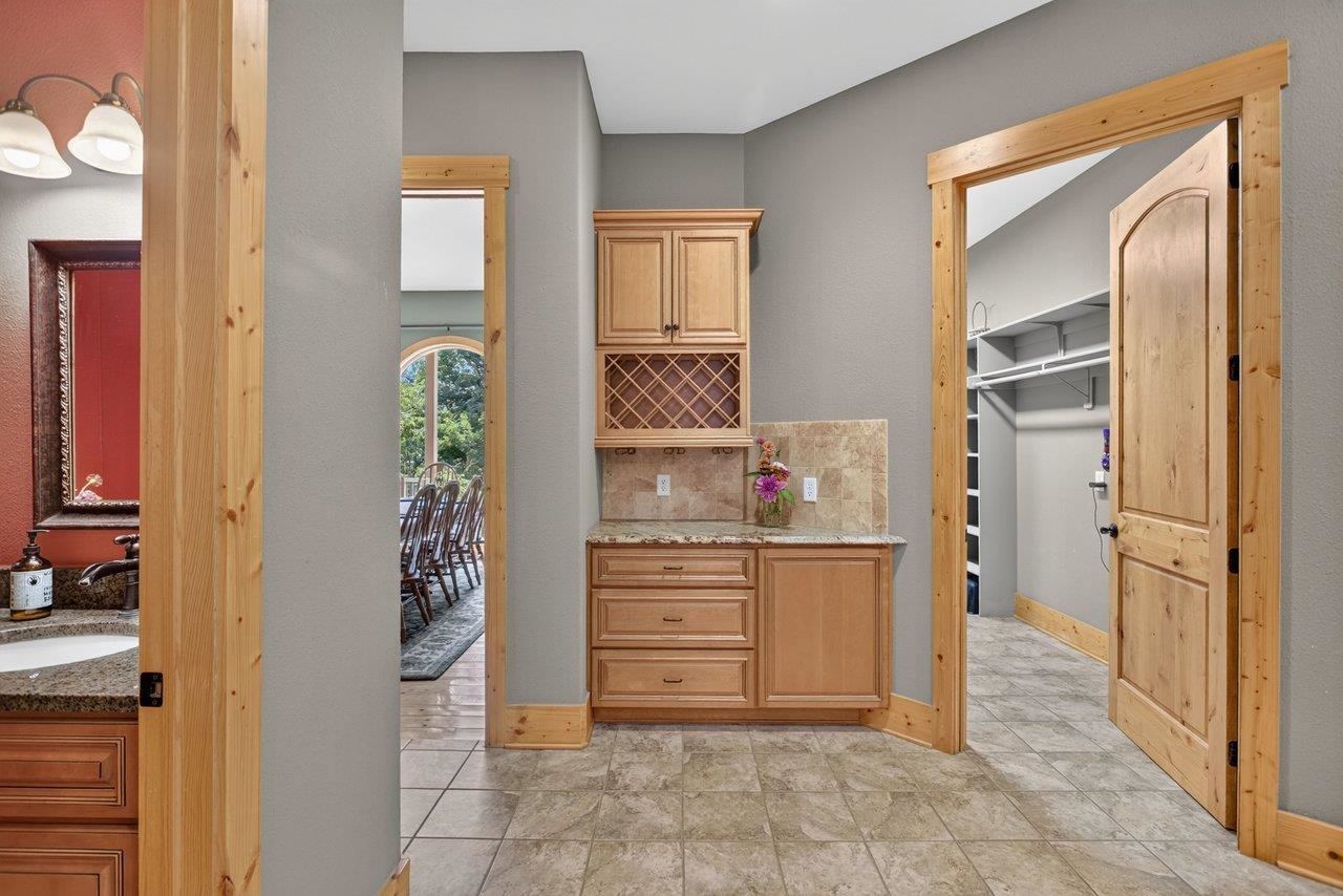 8313 ROCK HILL LN, LINVILLE, Virginia 22834, 6 Bedrooms Bedrooms, ,4 BathroomsBathrooms,Residential,Paradise of Green Hill,8313 ROCK HILL LN,680507 MLS # 680507 8313 ROCK HILL LN, LINVILLE, Virginia 22834, 6 Bedrooms Bedrooms, ,4 BathroomsBathrooms,Residential,Paradise of Green Hill,8313 ROCK HILL LN,680507 MLS # 680507