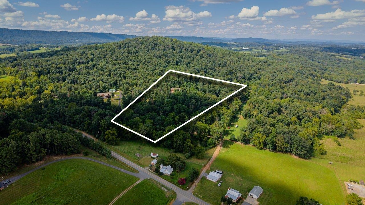 8313 ROCK HILL LN, LINVILLE, Virginia 22834, 6 Bedrooms Bedrooms, ,4 BathroomsBathrooms,Residential,Paradise of Green Hill,8313 ROCK HILL LN,680507 MLS # 680507 8313 ROCK HILL LN, LINVILLE, Virginia 22834, 6 Bedrooms Bedrooms, ,4 BathroomsBathrooms,Residential,Paradise of Green Hill,8313 ROCK HILL LN,680507 MLS # 680507