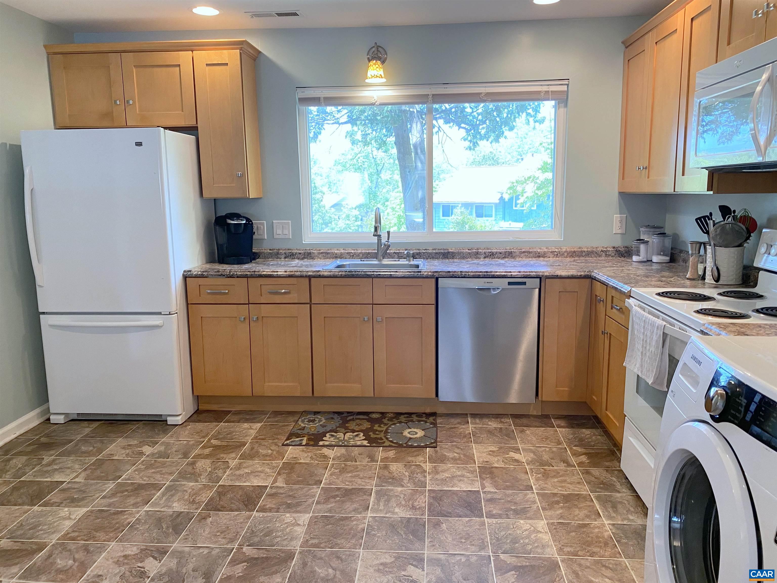 56 WOODLAKE DR, CHARLOTTESVILLE, Virginia 22901, 3 Bedrooms Bedrooms, ,1 BathroomBathrooms,Residential,56 WOODLAKE DR,680509 MLS # 680509 56 WOODLAKE DR, CHARLOTTESVILLE, Virginia 22901, 3 Bedrooms Bedrooms, ,1 BathroomBathrooms,Residential,56 WOODLAKE DR,680509 MLS # 680509
