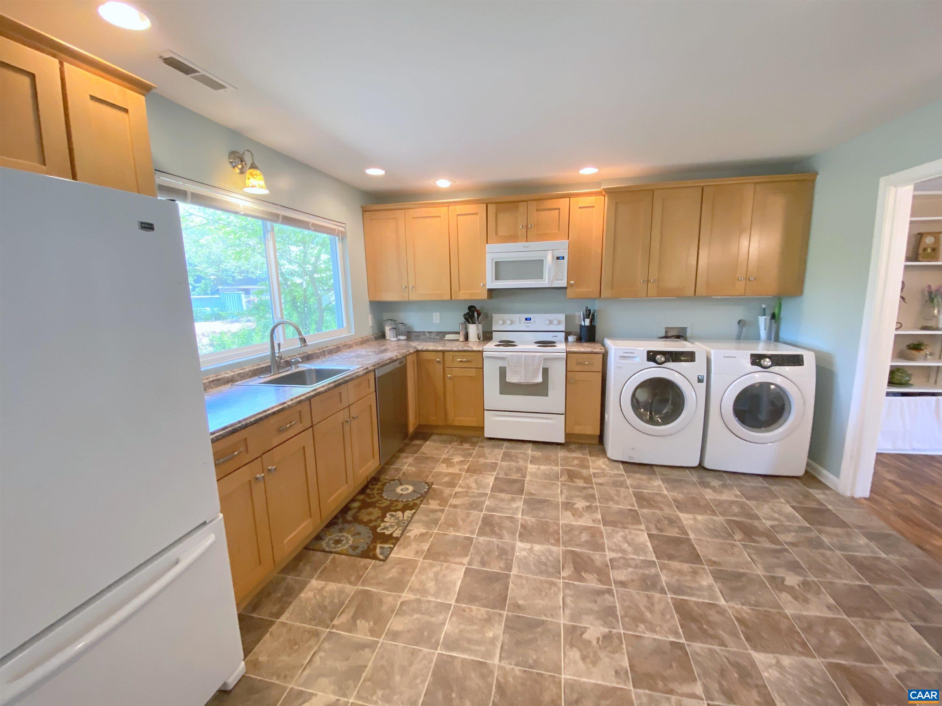 56 WOODLAKE DR, CHARLOTTESVILLE, Virginia 22901, 3 Bedrooms Bedrooms, ,1 BathroomBathrooms,Residential,56 WOODLAKE DR,680509 MLS # 680509 56 WOODLAKE DR, CHARLOTTESVILLE, Virginia 22901, 3 Bedrooms Bedrooms, ,1 BathroomBathrooms,Residential,56 WOODLAKE DR,680509 MLS # 680509