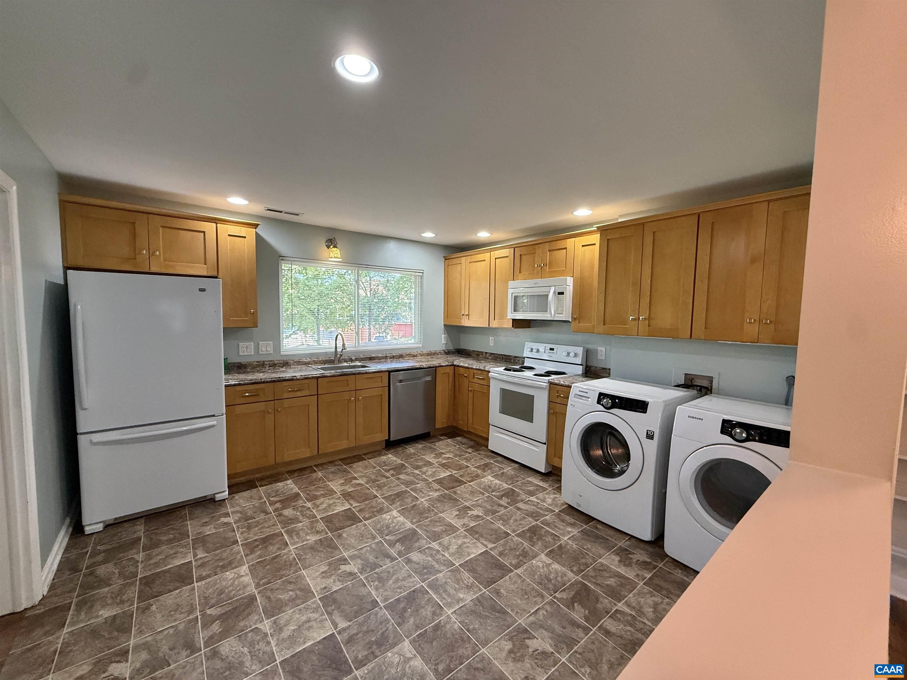 56 WOODLAKE DR, CHARLOTTESVILLE, Virginia 22901, 3 Bedrooms Bedrooms, ,1 BathroomBathrooms,Residential,56 WOODLAKE DR,680509 MLS # 680509 56 WOODLAKE DR, CHARLOTTESVILLE, Virginia 22901, 3 Bedrooms Bedrooms, ,1 BathroomBathrooms,Residential,56 WOODLAKE DR,680509 MLS # 680509