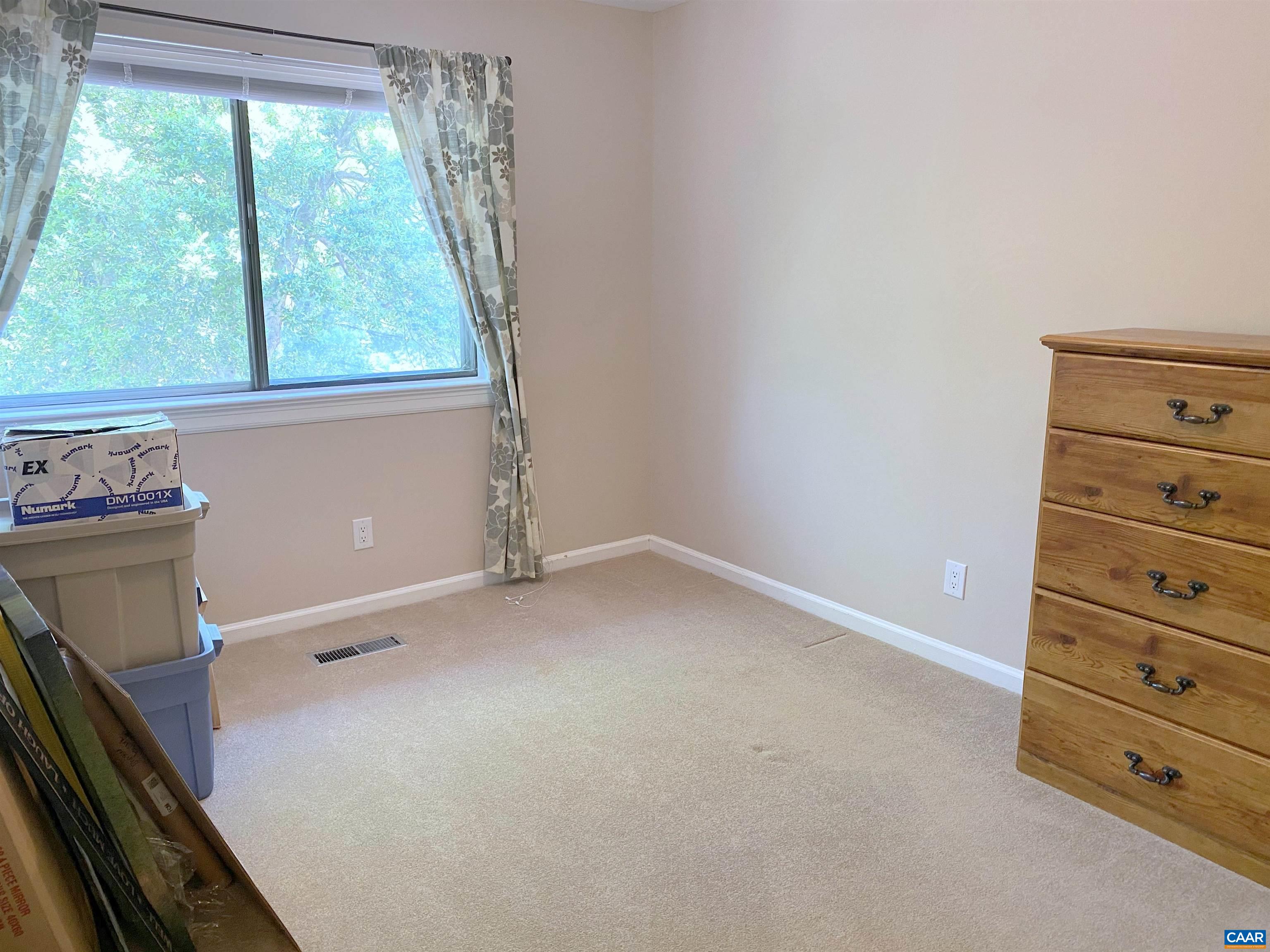 56 WOODLAKE DR, CHARLOTTESVILLE, Virginia 22901, 3 Bedrooms Bedrooms, ,1 BathroomBathrooms,Residential,56 WOODLAKE DR,680509 MLS # 680509 56 WOODLAKE DR, CHARLOTTESVILLE, Virginia 22901, 3 Bedrooms Bedrooms, ,1 BathroomBathrooms,Residential,56 WOODLAKE DR,680509 MLS # 680509