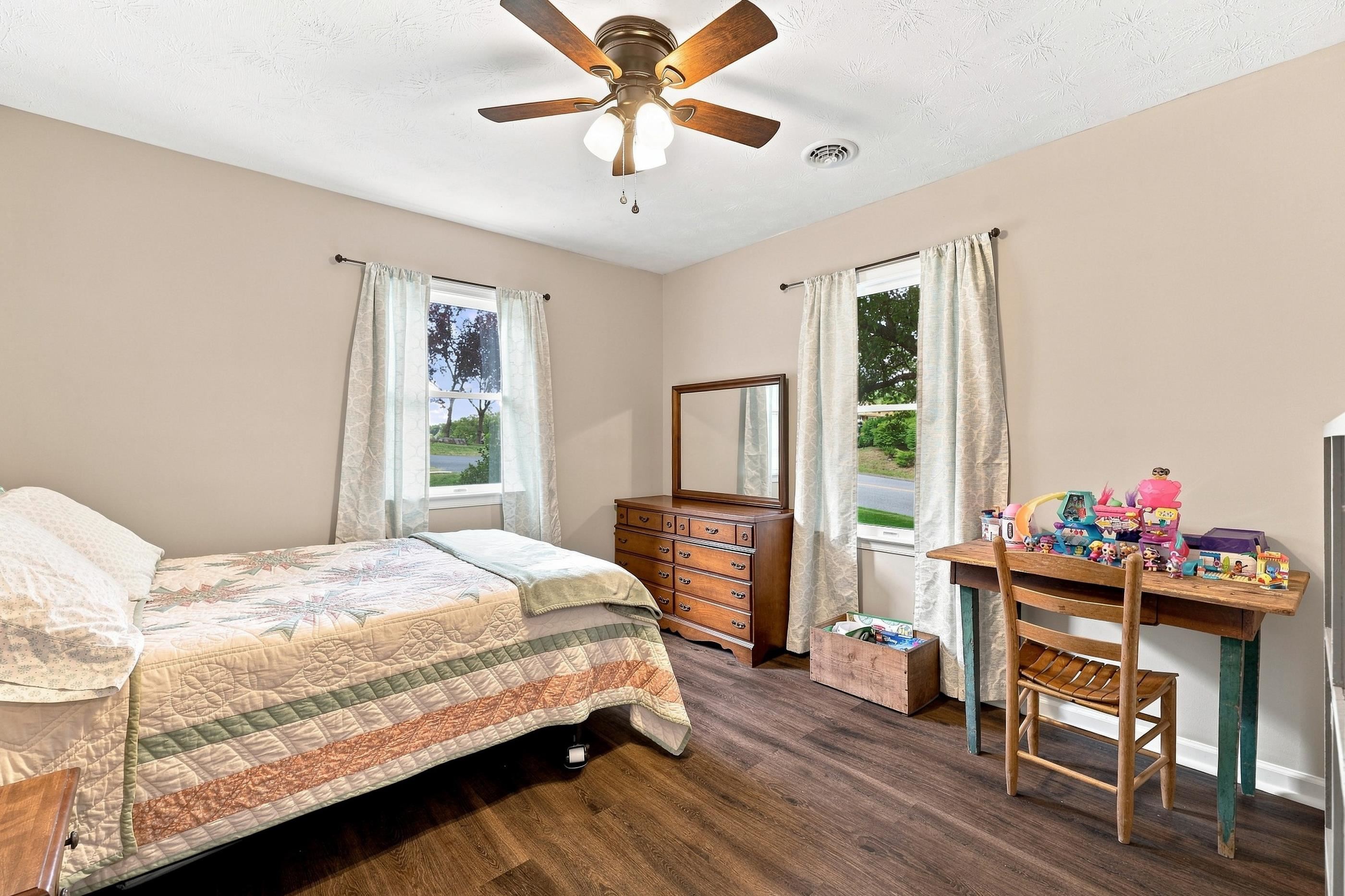110 LAMBERT ST, STAUNTON, Virginia 24401, 3 Bedrooms Bedrooms, ,1 BathroomBathrooms,Residential,110 LAMBERT ST,680513 MLS # 680513 110 LAMBERT ST, STAUNTON, Virginia 24401, 3 Bedrooms Bedrooms, ,1 BathroomBathrooms,Residential,110 LAMBERT ST,680513 MLS # 680513