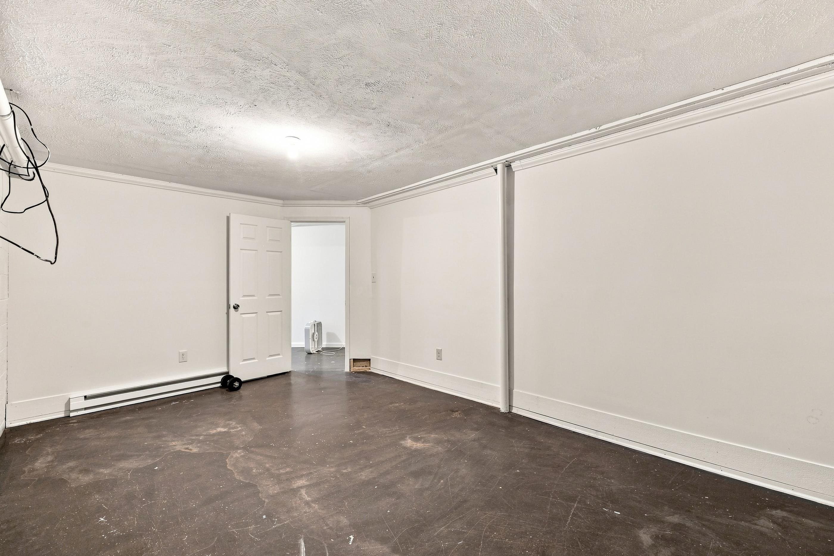 110 LAMBERT ST, STAUNTON, Virginia 24401, 3 Bedrooms Bedrooms, ,1 BathroomBathrooms,Residential,110 LAMBERT ST,680513 MLS # 680513 110 LAMBERT ST, STAUNTON, Virginia 24401, 3 Bedrooms Bedrooms, ,1 BathroomBathrooms,Residential,110 LAMBERT ST,680513 MLS # 680513