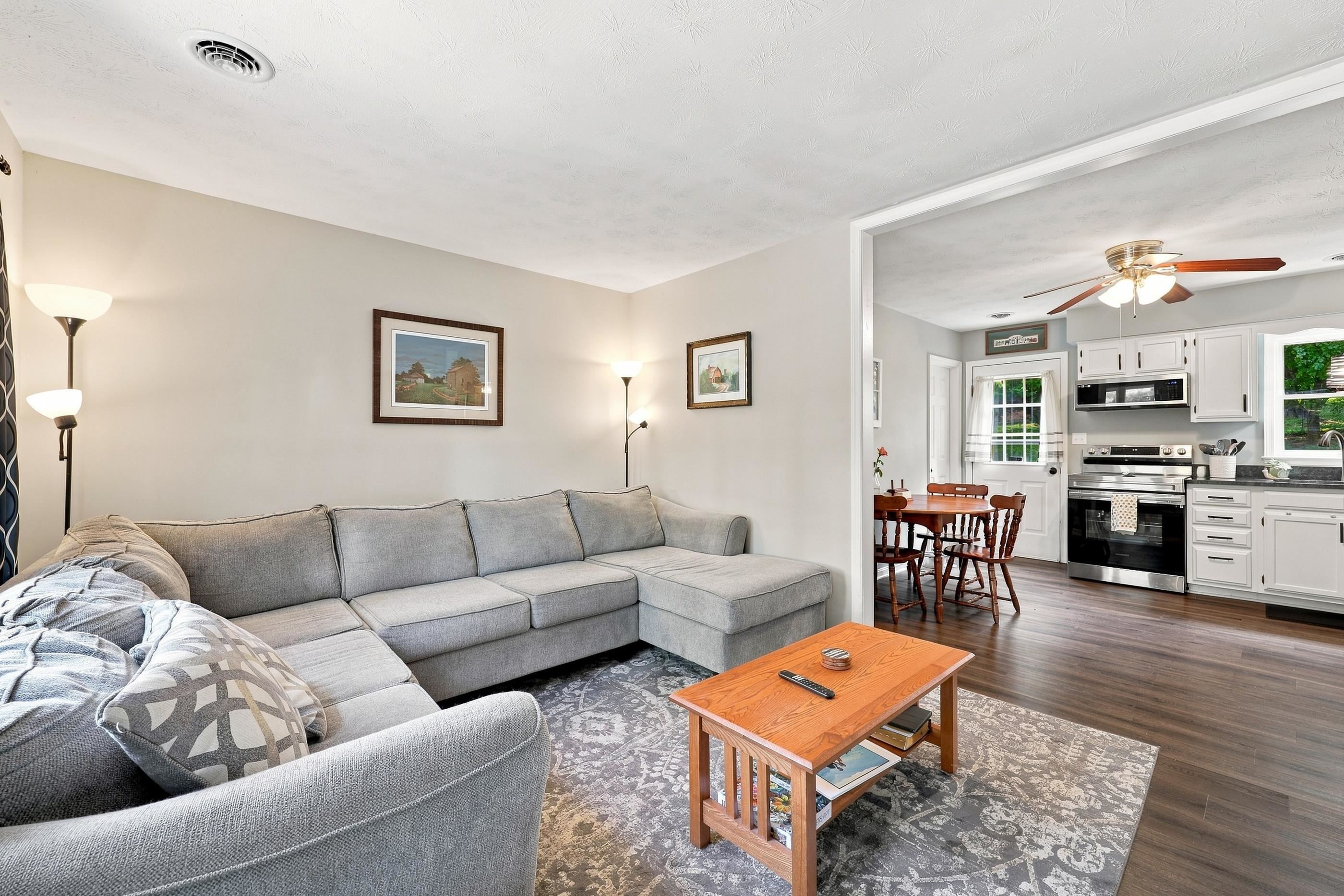 110 LAMBERT ST, STAUNTON, Virginia 24401, 3 Bedrooms Bedrooms, ,1 BathroomBathrooms,Residential,110 LAMBERT ST,680513 MLS # 680513 110 LAMBERT ST, STAUNTON, Virginia 24401, 3 Bedrooms Bedrooms, ,1 BathroomBathrooms,Residential,110 LAMBERT ST,680513 MLS # 680513