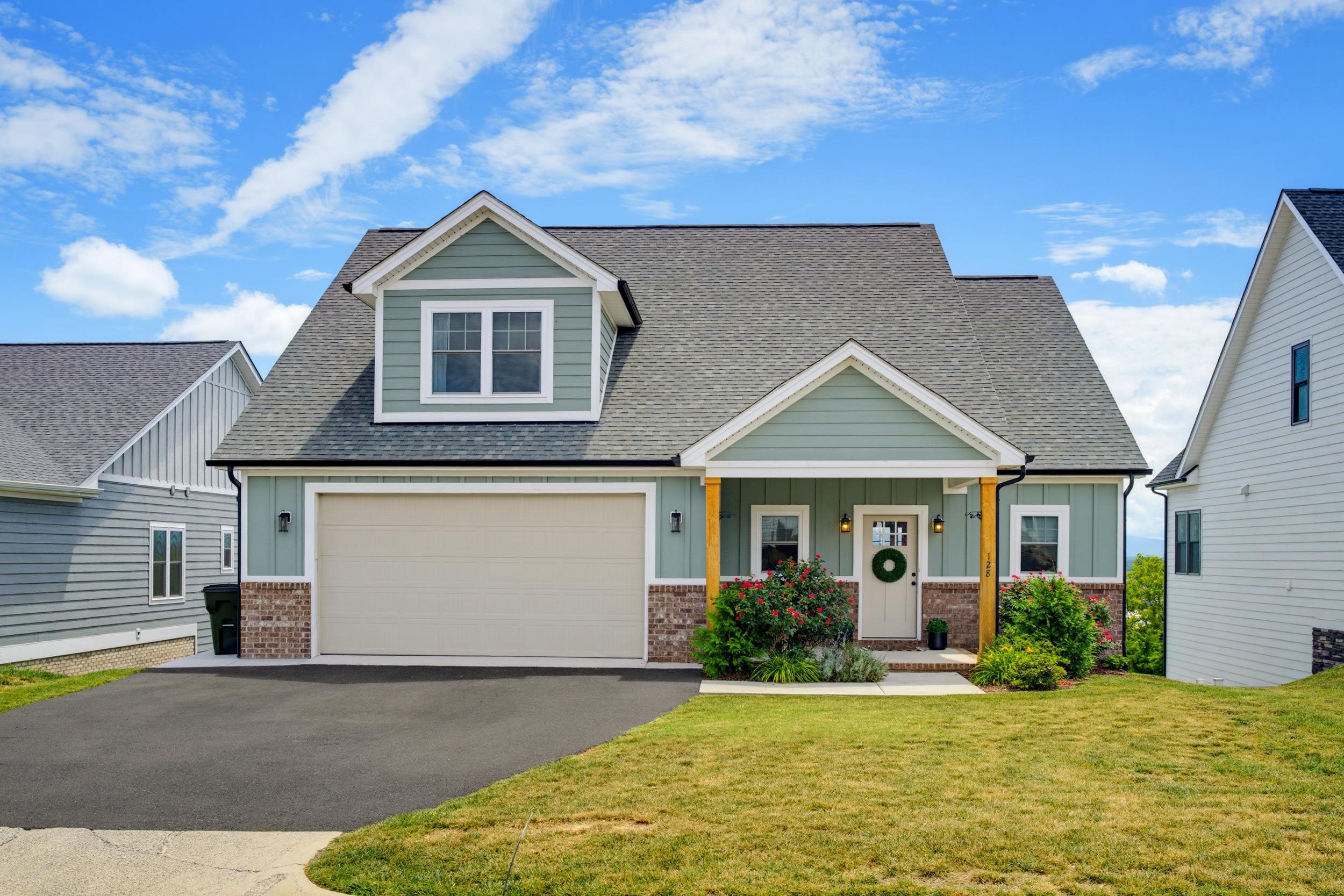 128 CHAMBERLAIN DR, STAUNTON, Virginia 24401, 3 Bedrooms Bedrooms, ,3 BathroomsBathrooms,Residential,128 CHAMBERLAIN DR,680516 MLS # 680516 128 CHAMBERLAIN DR, STAUNTON, Virginia 24401, 3 Bedrooms Bedrooms, ,3 BathroomsBathrooms,Residential,128 CHAMBERLAIN DR,680516 MLS # 680516