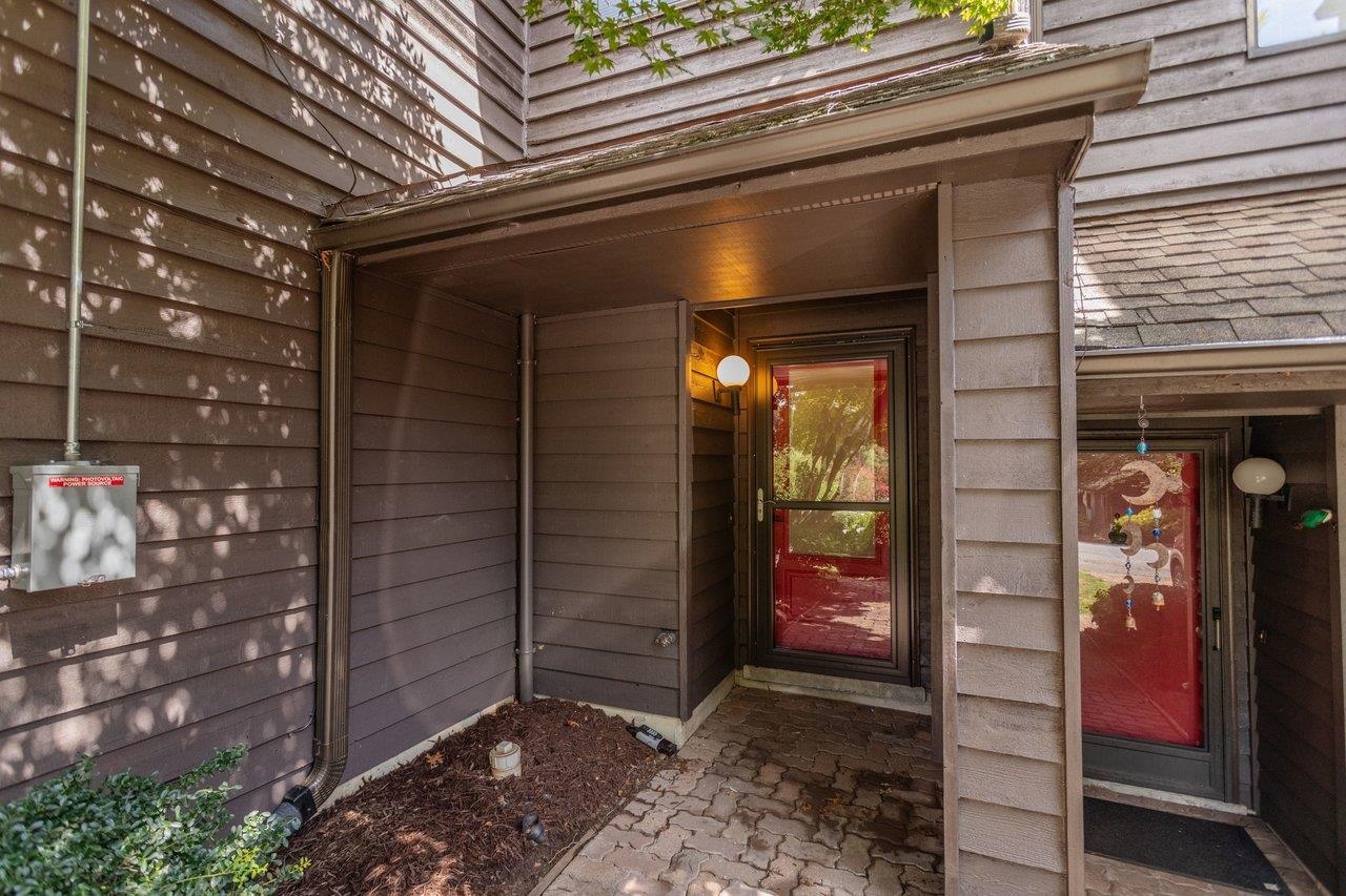 1561 BIRNAM DR, CHARLOTTESVILLE, Virginia 22901, 2 Bedrooms Bedrooms, ,2 BathroomsBathrooms,Residential,1561 BIRNAM DR,680519 MLS # 680519 1561 BIRNAM DR, CHARLOTTESVILLE, Virginia 22901, 2 Bedrooms Bedrooms, ,2 BathroomsBathrooms,Residential,1561 BIRNAM DR,680519 MLS # 680519