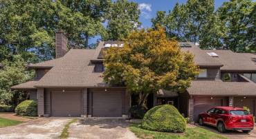 1561 BIRNAM DR, CHARLOTTESVILLE, Virginia 22901, 2 Bedrooms Bedrooms, ,2 BathroomsBathrooms,Residential,1561 BIRNAM DR,680519 MLS # 680519