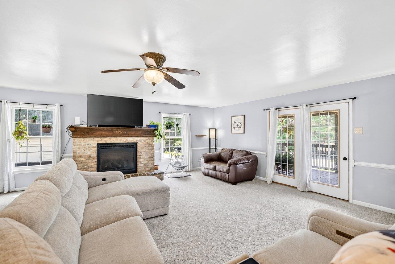 4695 EAST SIDE HWY, GROTTOES, Virginia 24441, 3 Bedrooms Bedrooms, ,2 BathroomsBathrooms,Residential,4695 EAST SIDE HWY,679144 MLS # 679144 4695 EAST SIDE HWY, GROTTOES, Virginia 24441, 3 Bedrooms Bedrooms, ,2 BathroomsBathrooms,Residential,4695 EAST SIDE HWY,679144 MLS # 679144