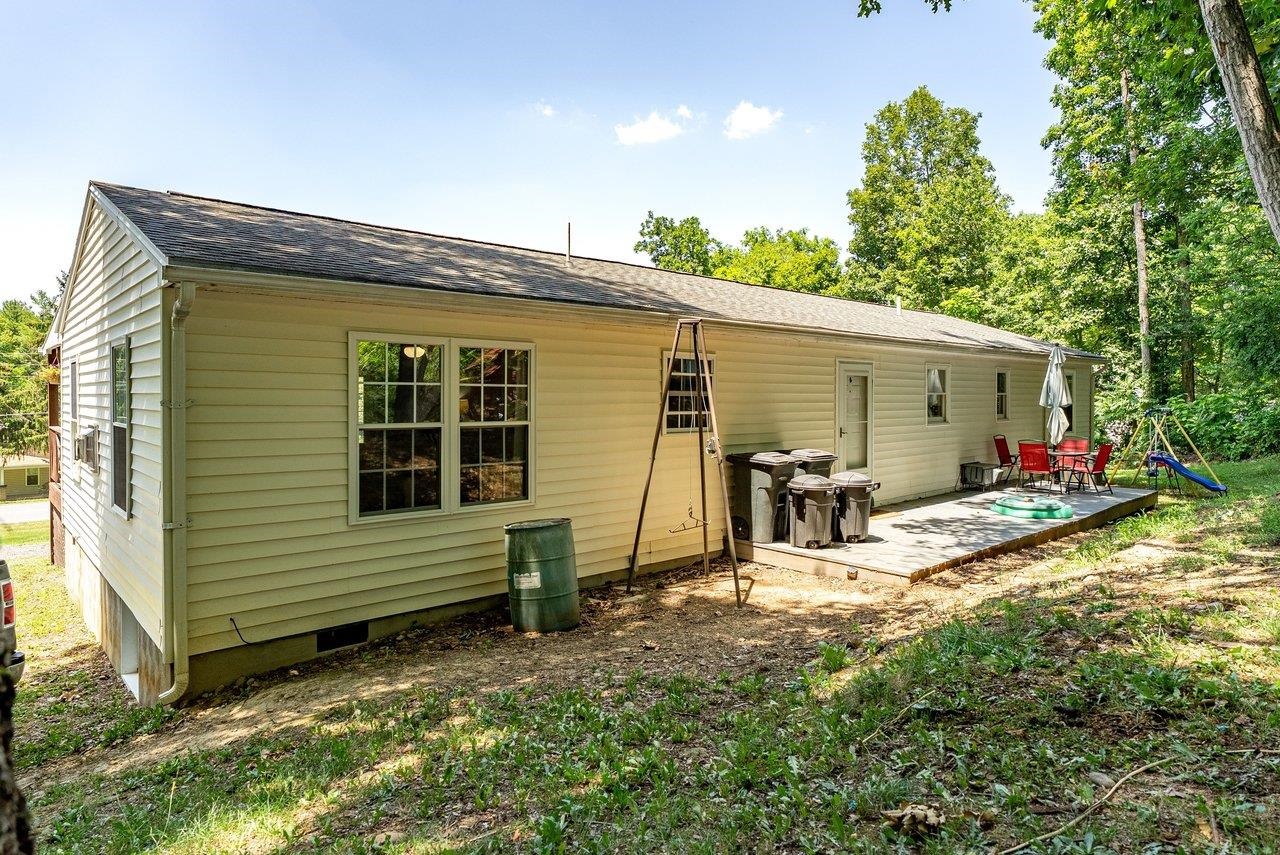 4695 EAST SIDE HWY, GROTTOES, Virginia 24441, 3 Bedrooms Bedrooms, ,2 BathroomsBathrooms,Residential,4695 EAST SIDE HWY,679144 MLS # 679144 4695 EAST SIDE HWY, GROTTOES, Virginia 24441, 3 Bedrooms Bedrooms, ,2 BathroomsBathrooms,Residential,4695 EAST SIDE HWY,679144 MLS # 679144