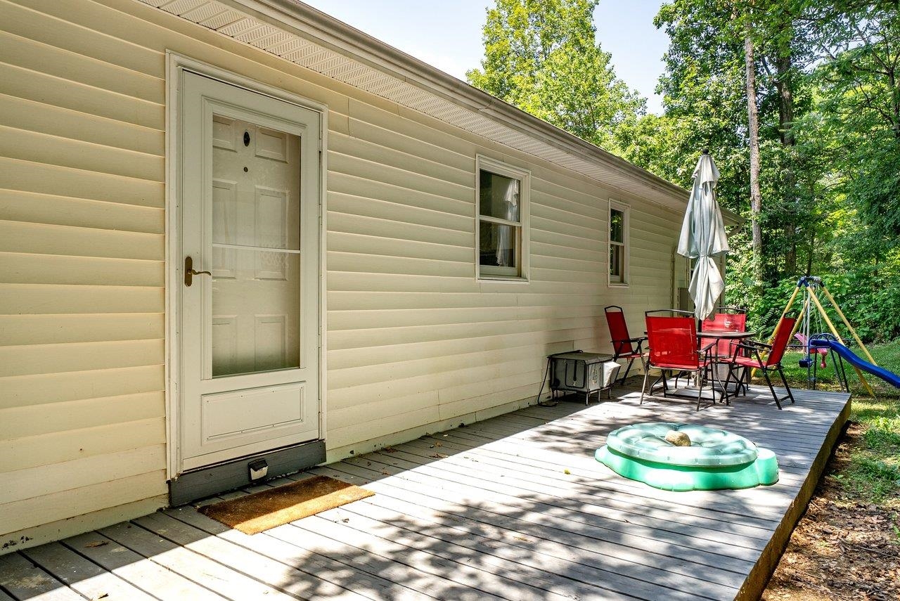 4695 EAST SIDE HWY, GROTTOES, Virginia 24441, 3 Bedrooms Bedrooms, ,2 BathroomsBathrooms,Residential,4695 EAST SIDE HWY,679144 MLS # 679144 4695 EAST SIDE HWY, GROTTOES, Virginia 24441, 3 Bedrooms Bedrooms, ,2 BathroomsBathrooms,Residential,4695 EAST SIDE HWY,679144 MLS # 679144