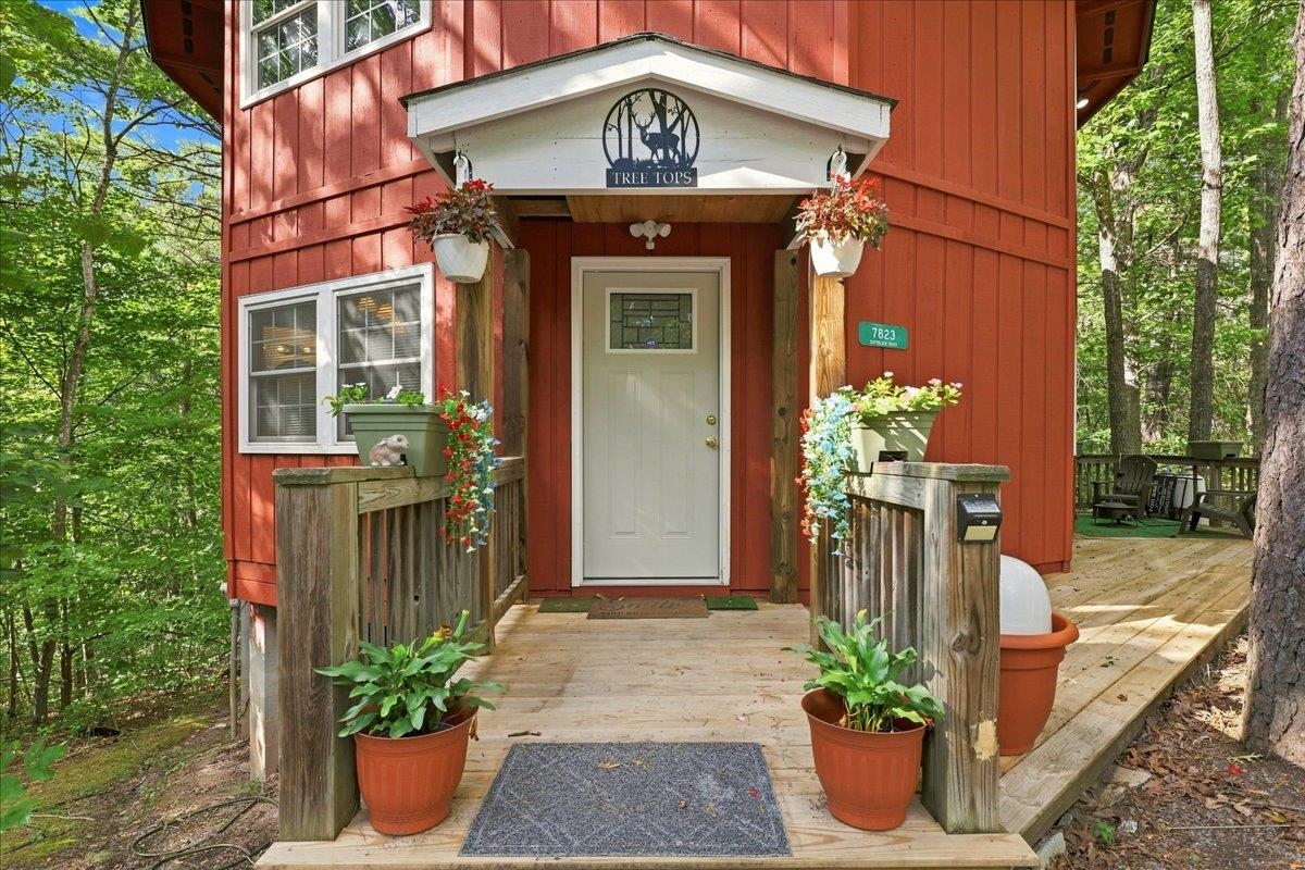 7823 SUPINLICK RIDGE RD, MOUNT JACKSON, Virginia 22842, 3 Bedrooms Bedrooms, ,2 BathroomsBathrooms,Residential,7823 SUPINLICK RIDGE RD,680520 MLS # 680520