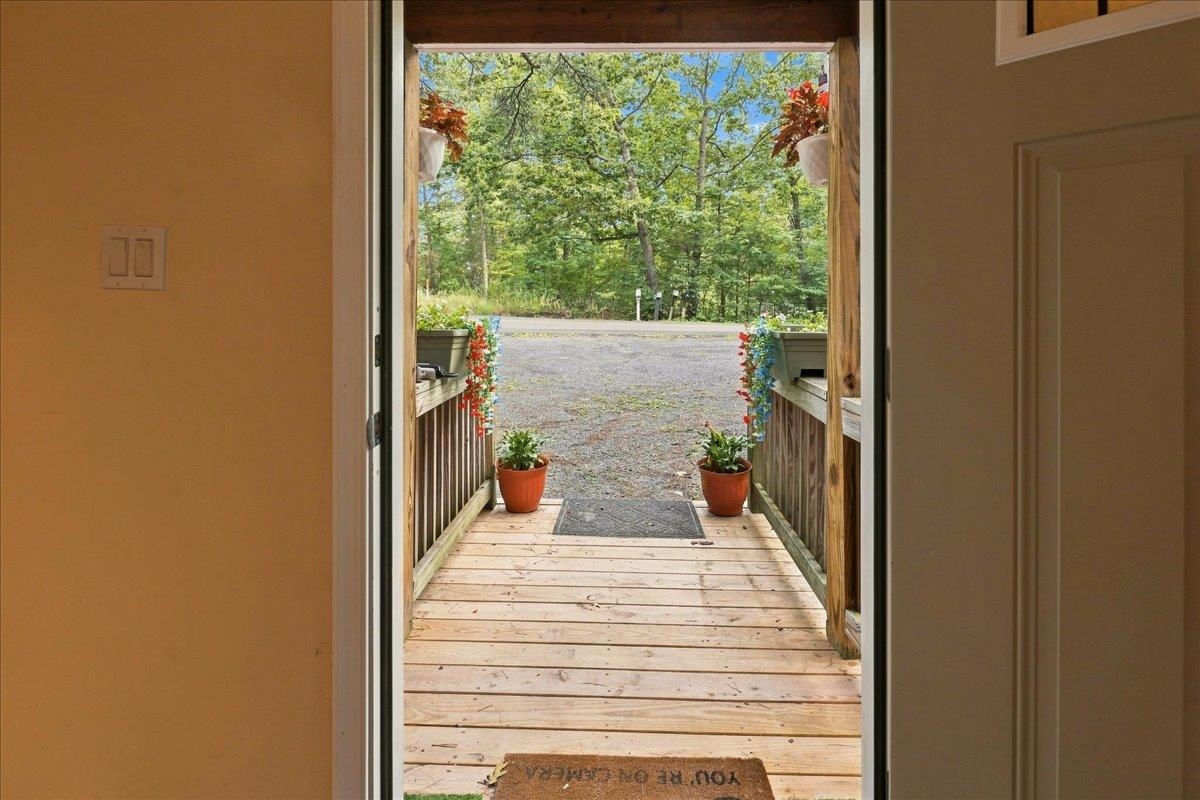 7823 SUPINLICK RIDGE RD, MOUNT JACKSON, Virginia 22842, 3 Bedrooms Bedrooms, ,2 BathroomsBathrooms,Residential,7823 SUPINLICK RIDGE RD,680520 MLS # 680520