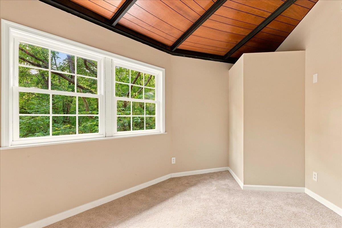 7823 SUPINLICK RIDGE RD, MOUNT JACKSON, Virginia 22842, 3 Bedrooms Bedrooms, ,2 BathroomsBathrooms,Residential,7823 SUPINLICK RIDGE RD,680520 MLS # 680520