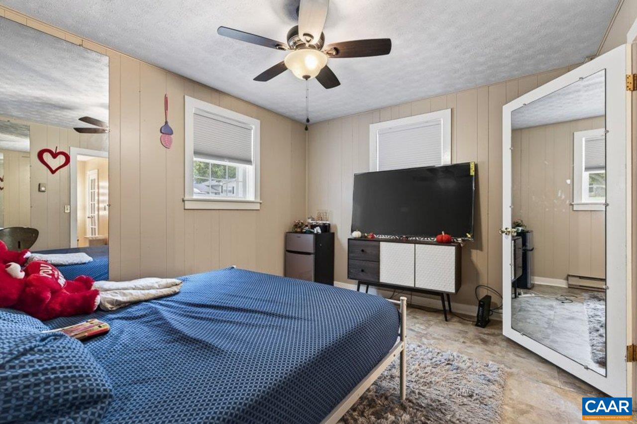 6150 W DONNAGAIL DR, PENN LAIRD, Virginia 22846, 4 Bedrooms Bedrooms, ,3 BathroomsBathrooms,Residential,Lot No. Forty Four (44) upon a plat of Donnagail S,6150 W DONNAGAIL DR,680521 MLS # 680521 6150 W DONNAGAIL DR, PENN LAIRD, Virginia 22846, 4 Bedrooms Bedrooms, ,3 BathroomsBathrooms,Residential,Lot No. Forty Four (44) upon a plat of Donnagail S,6150 W DONNAGAIL DR,680521 MLS # 680521