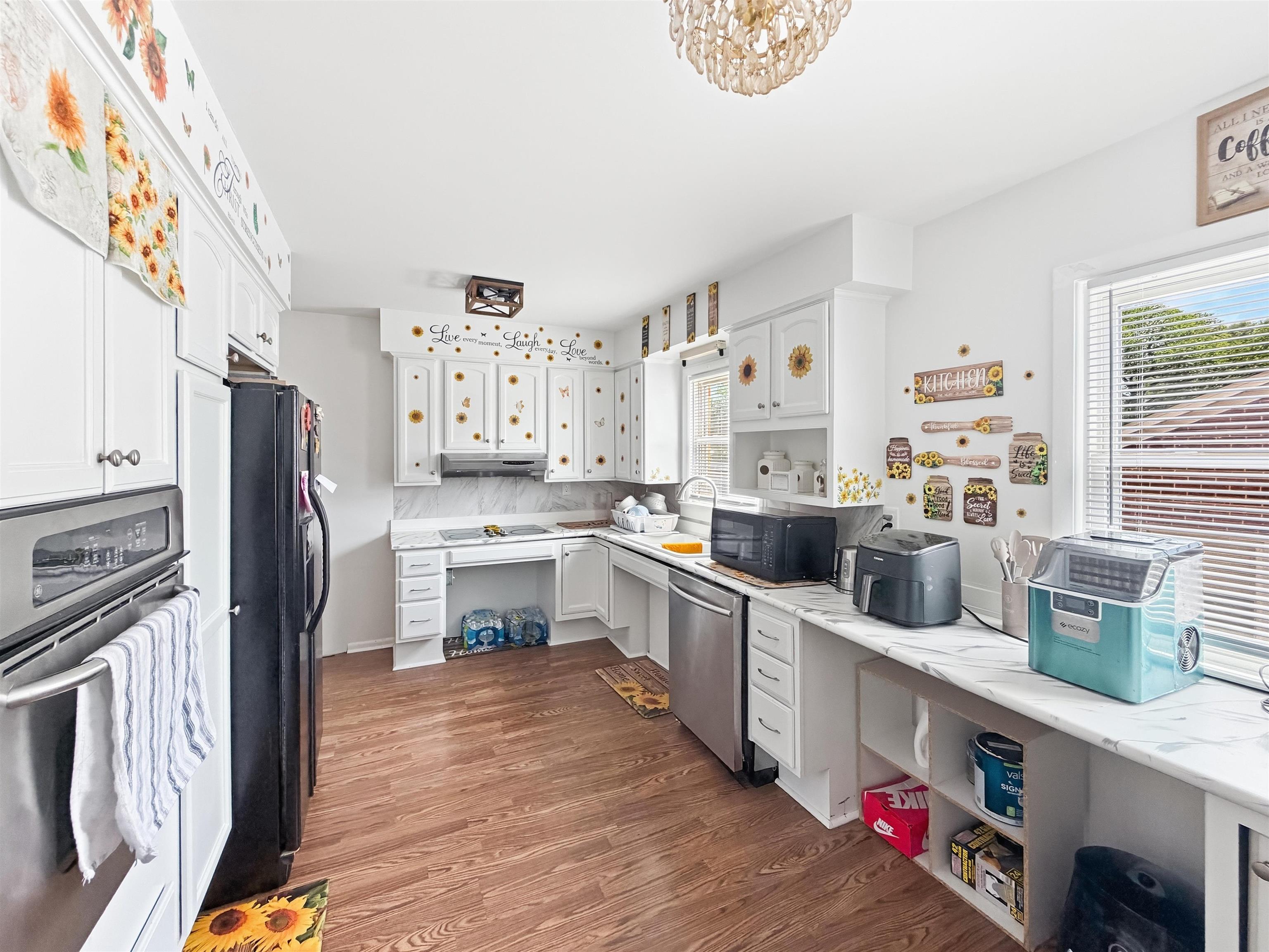 708 FLORENCE AVE, WAYNESBORO, Virginia 22980, 3 Bedrooms Bedrooms, ,2 BathroomsBathrooms,Residential,708 FLORENCE AVE,680522 MLS # 680522 708 FLORENCE AVE, WAYNESBORO, Virginia 22980, 3 Bedrooms Bedrooms, ,2 BathroomsBathrooms,Residential,708 FLORENCE AVE,680522 MLS # 680522